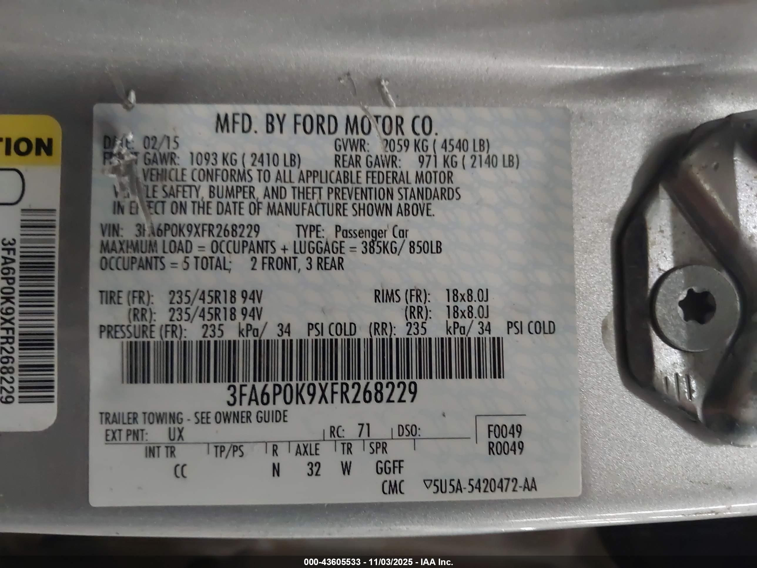 FORD FUSION image 9