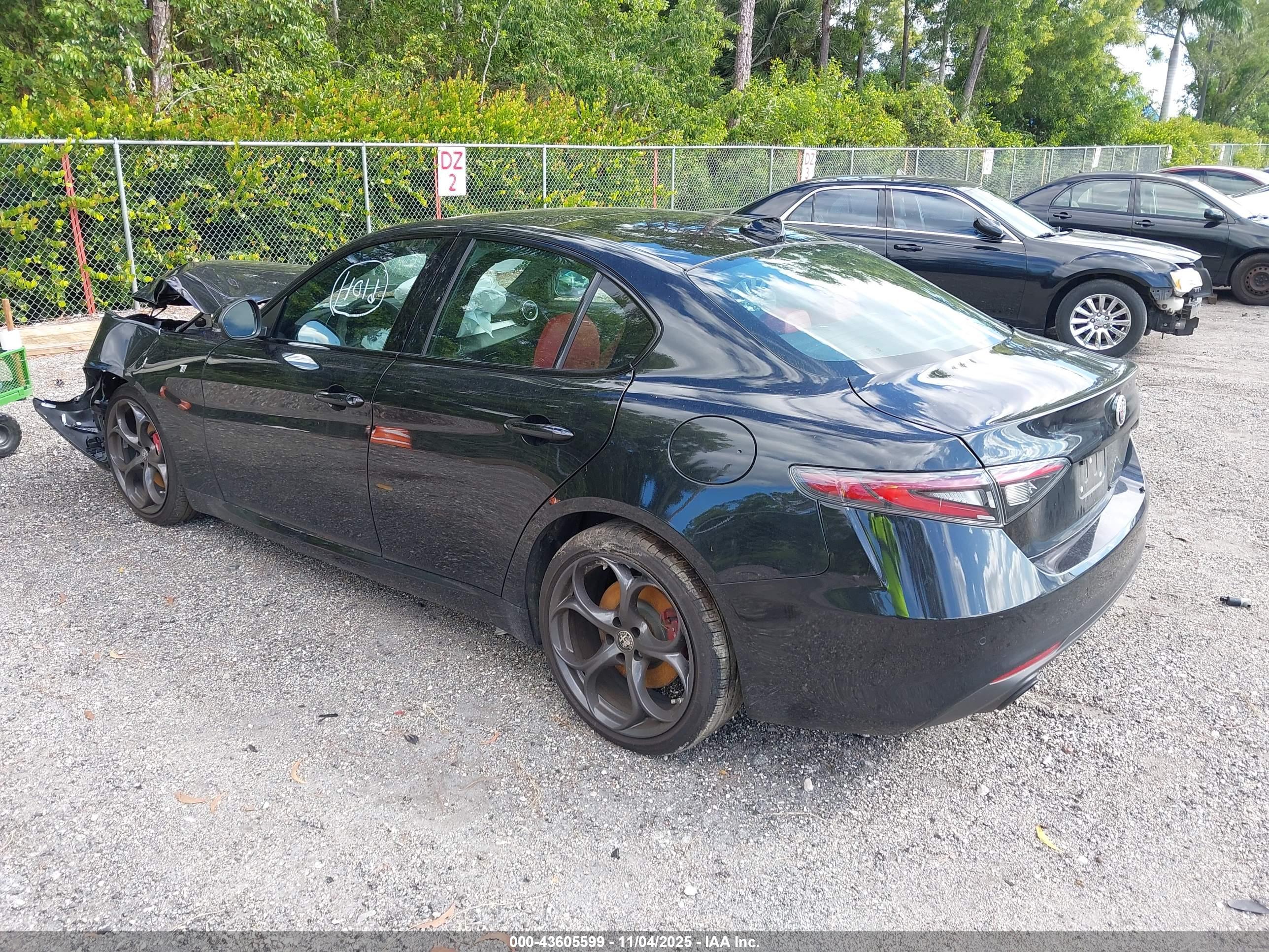 ALFA ROMEO image 3