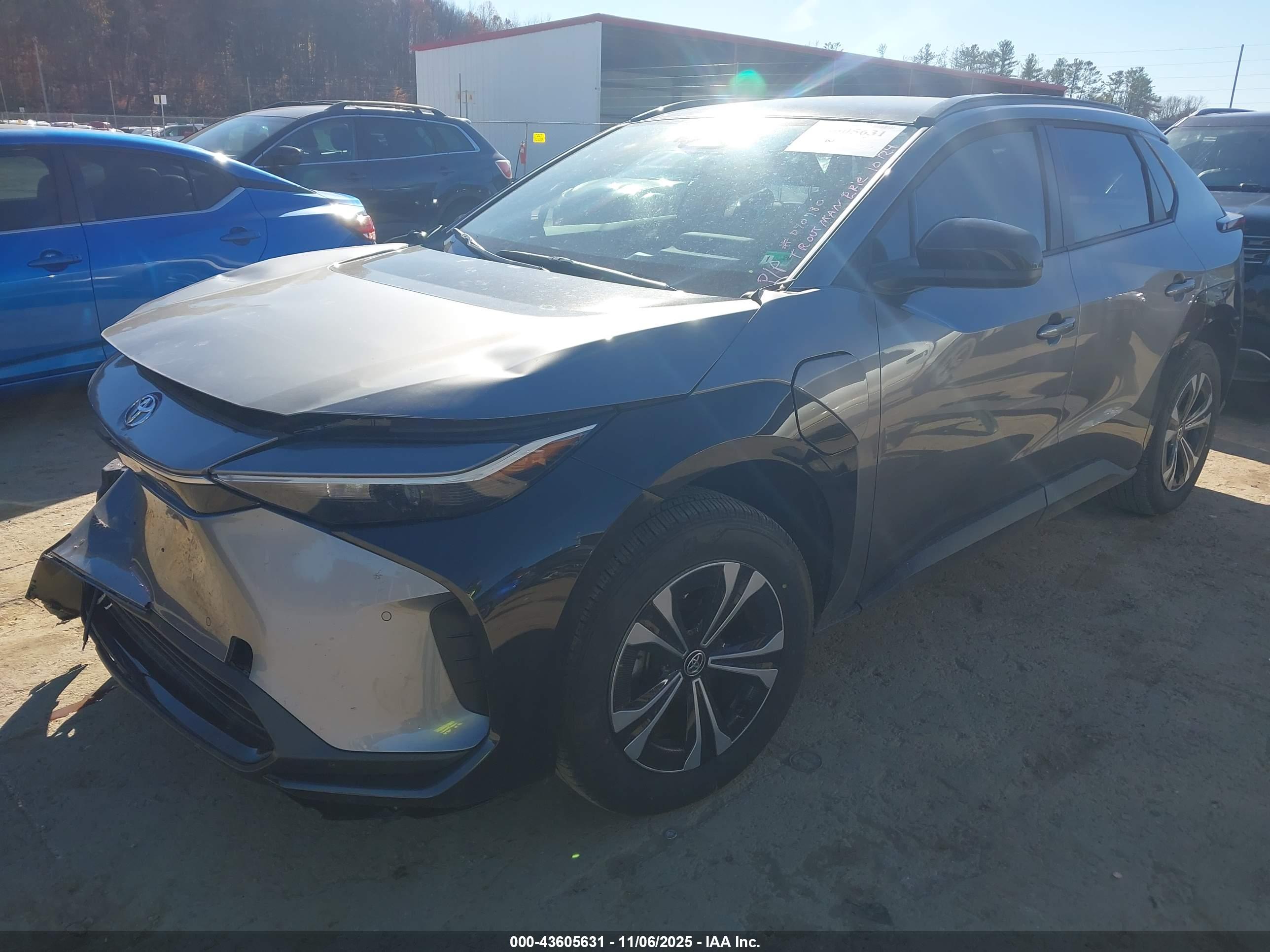 TOYOTA BZ4X image 2