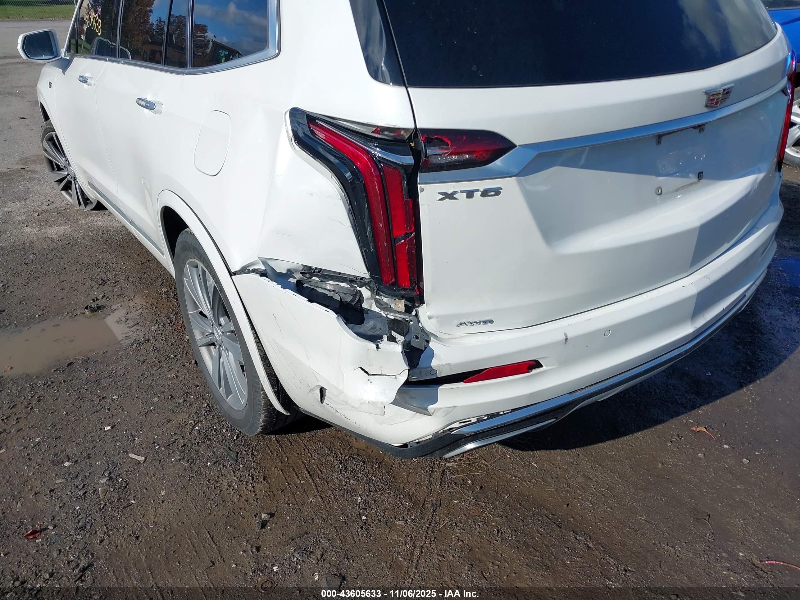 CADILLAC XT6 image 6