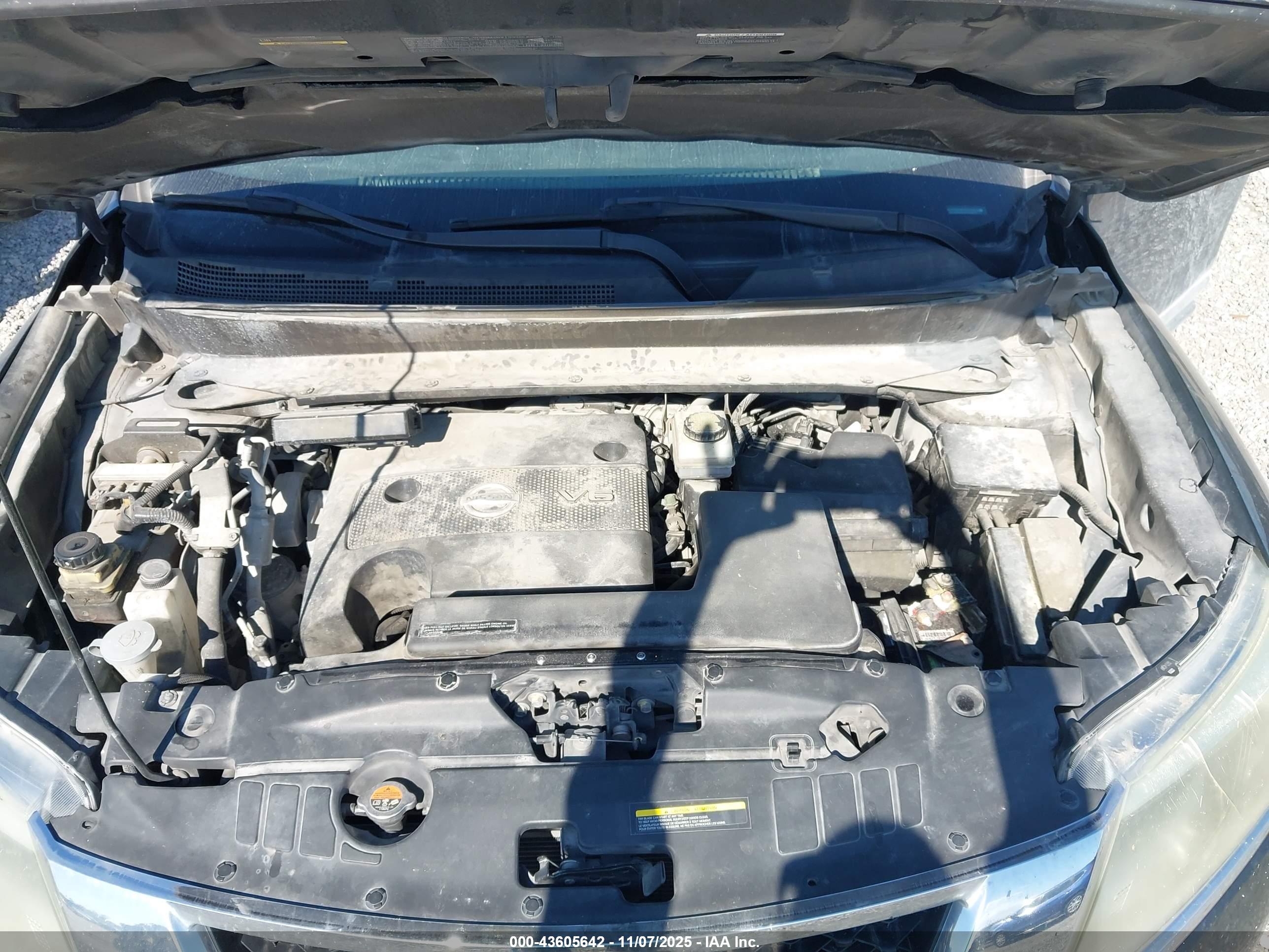 NISSAN PATHFINDER image 10