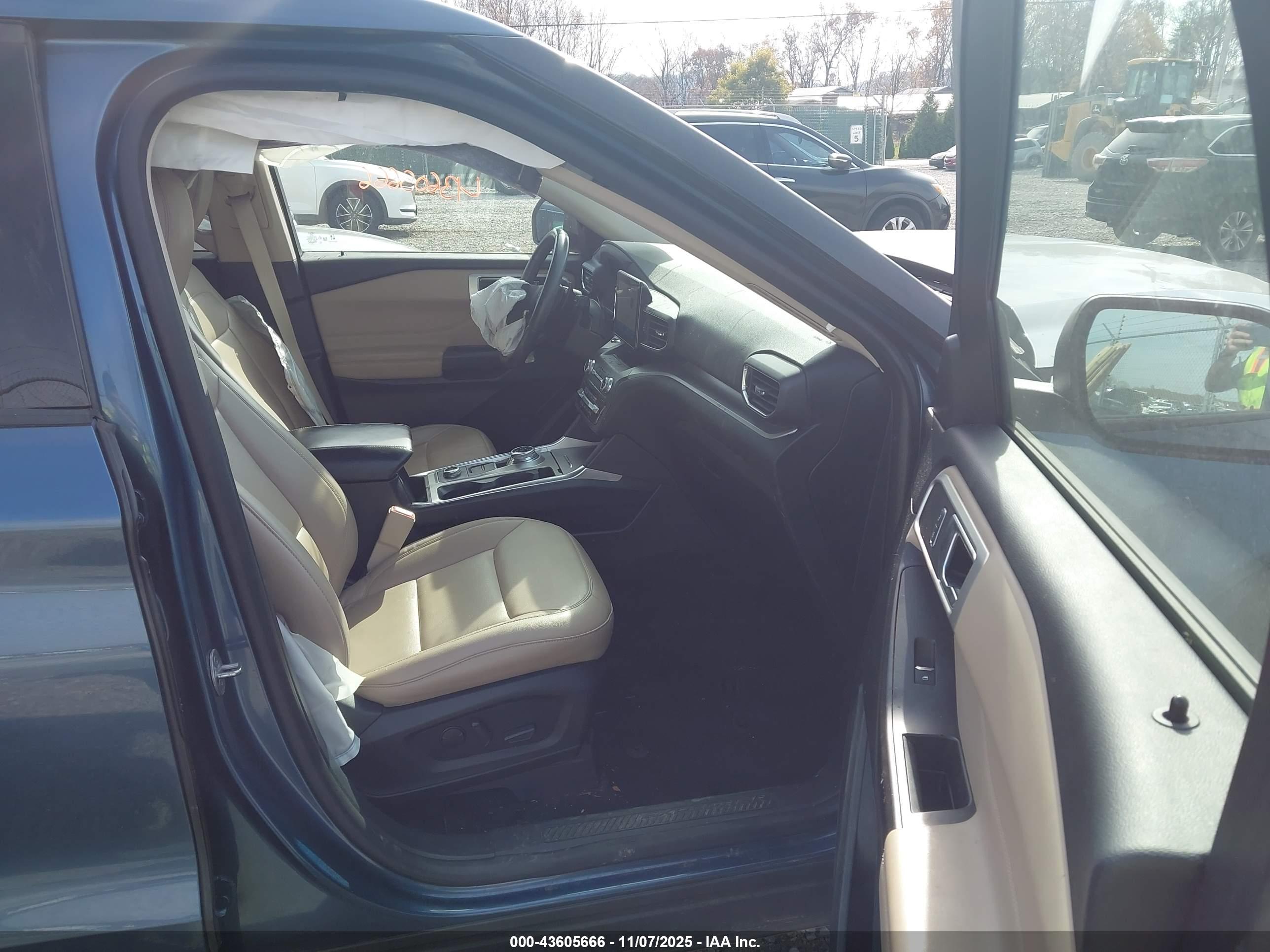 FORD EXPLORER image 5