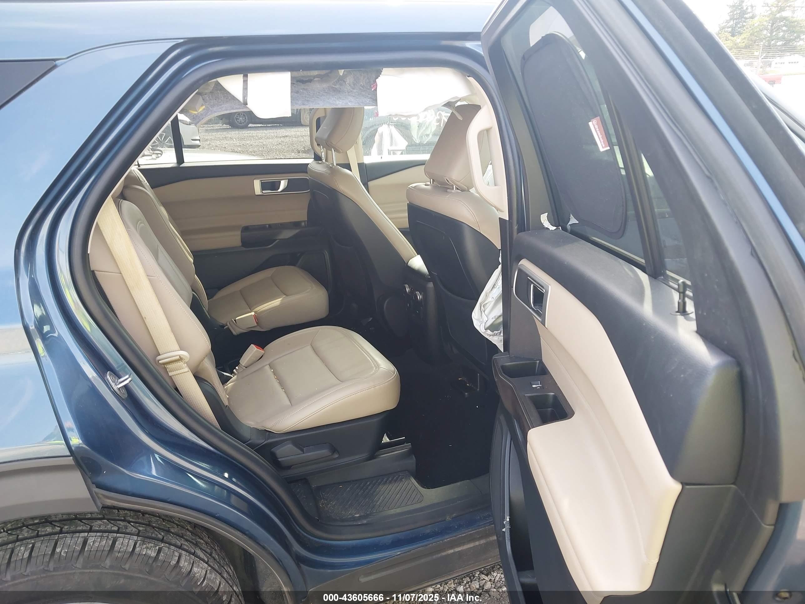 FORD EXPLORER image 8