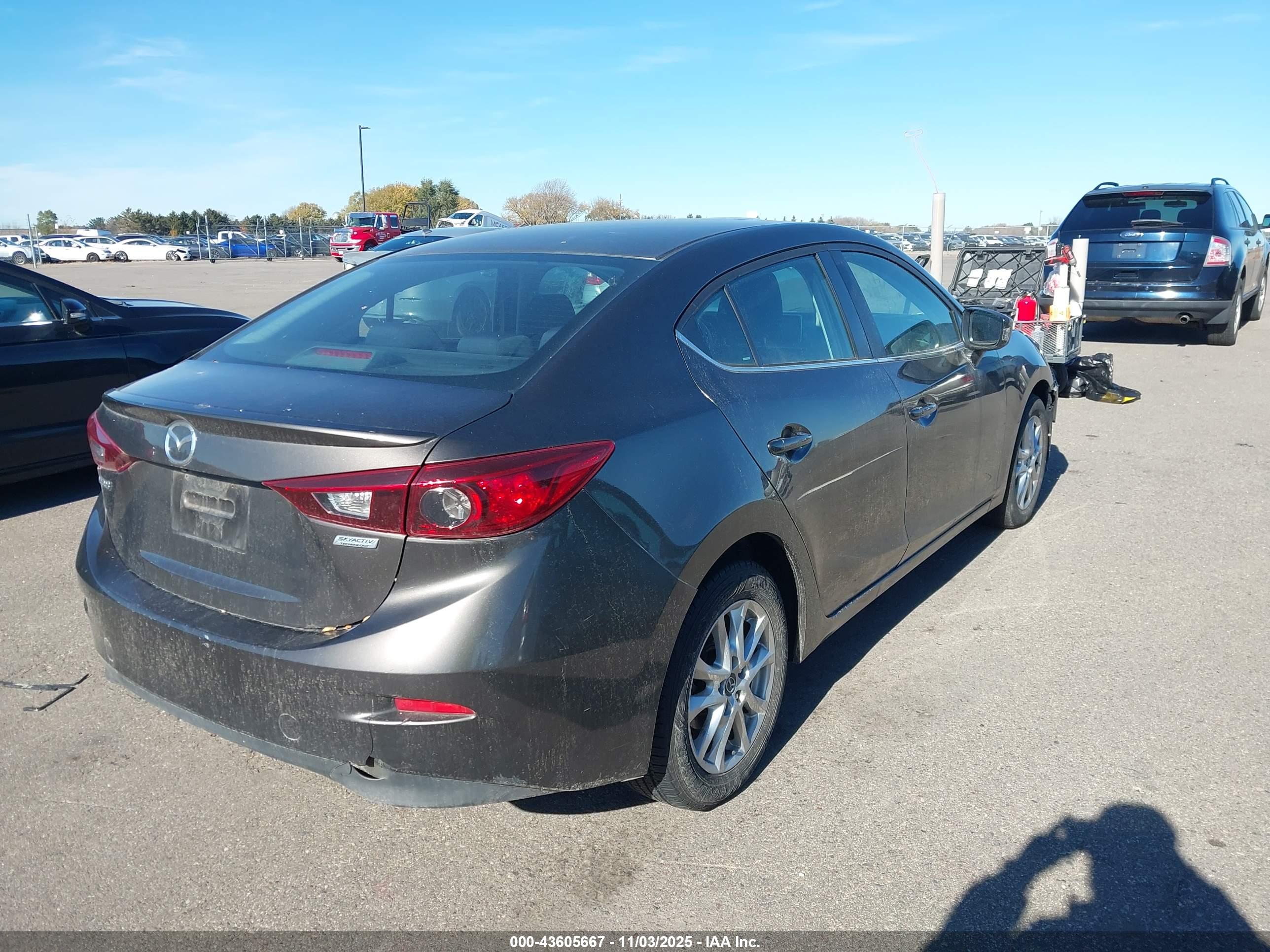 MAZDA MAZDA3 image 4