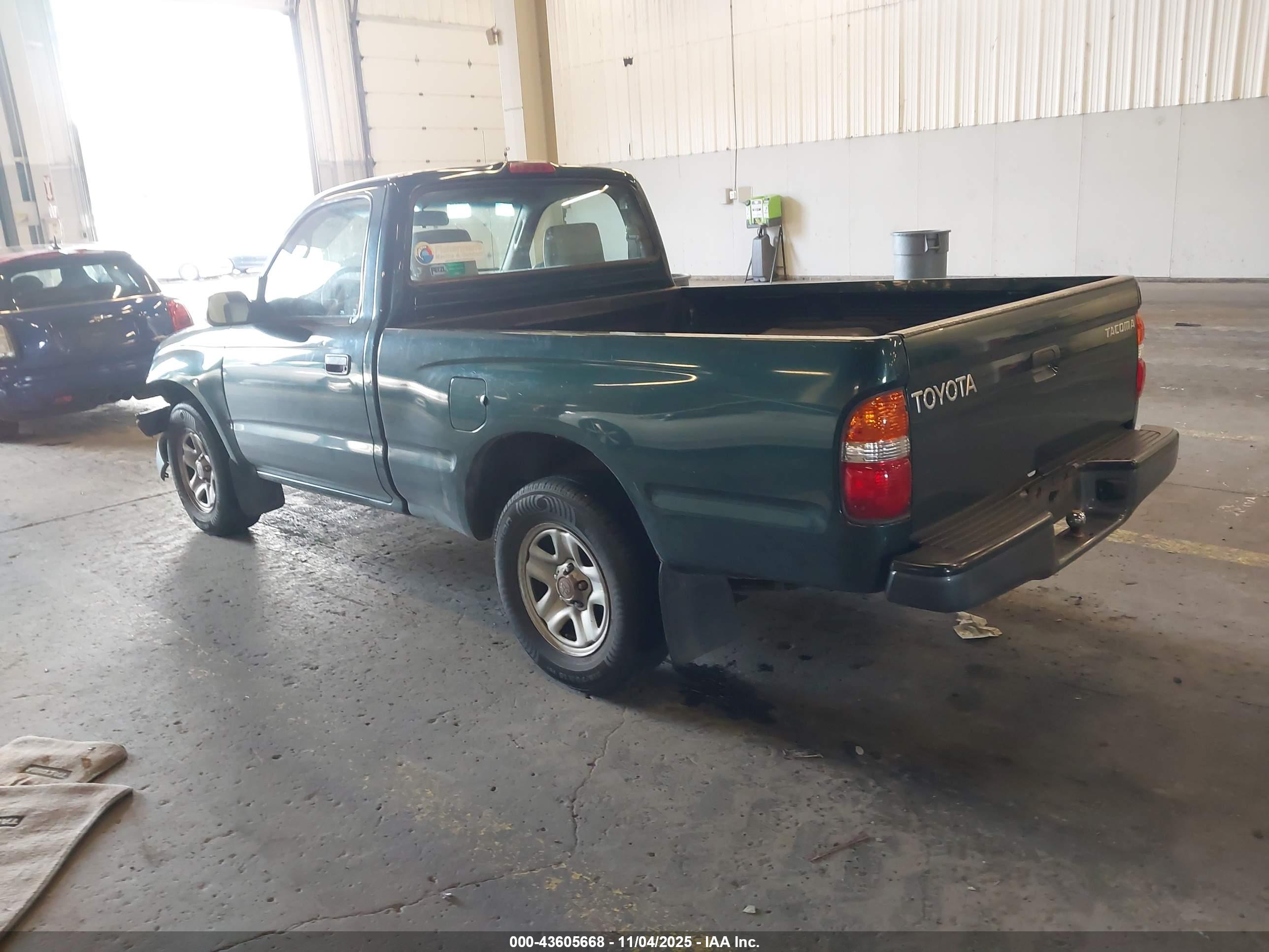 TOYOTA TACOMA image 3
