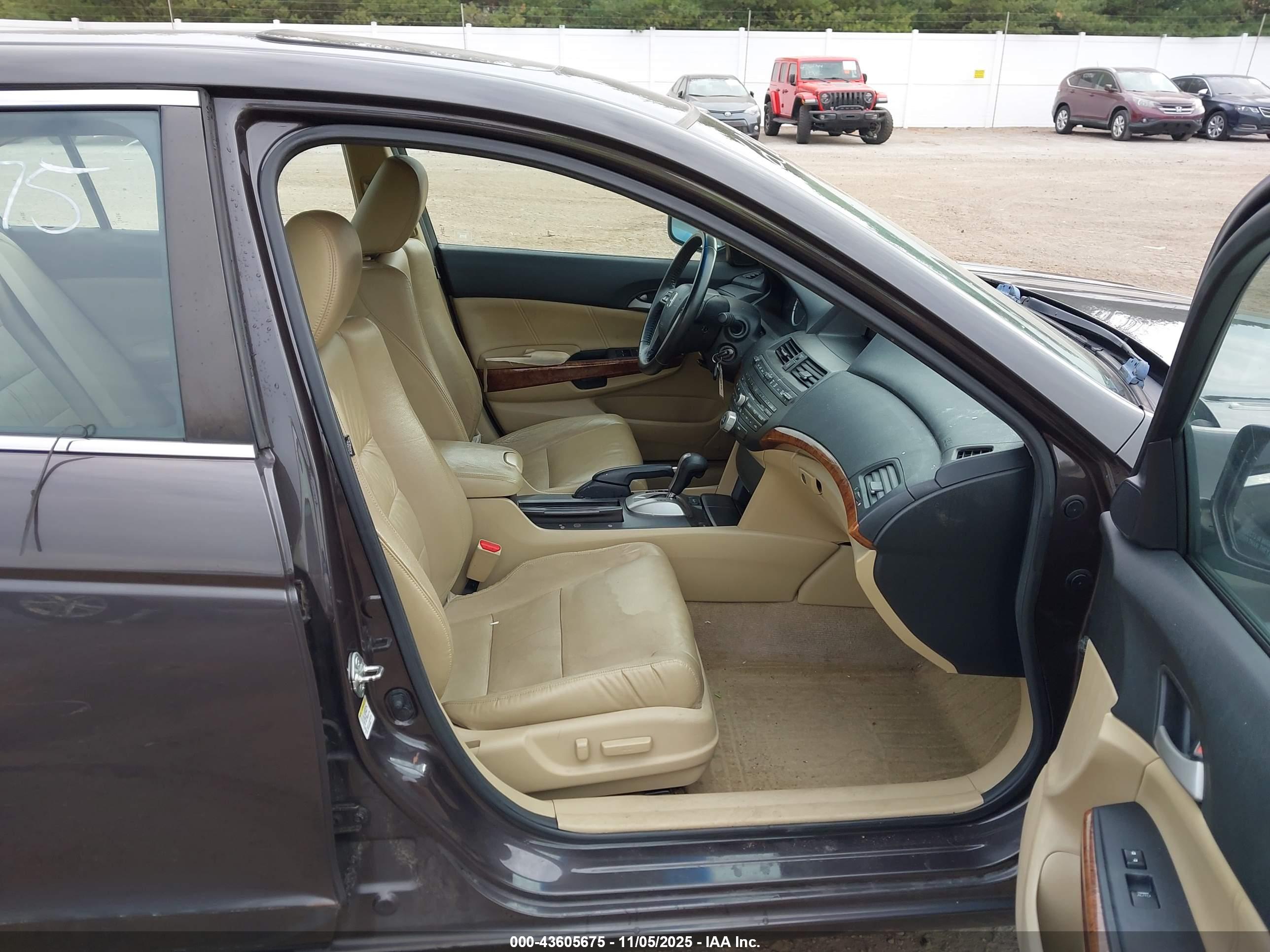 HONDA ACCORD image 5