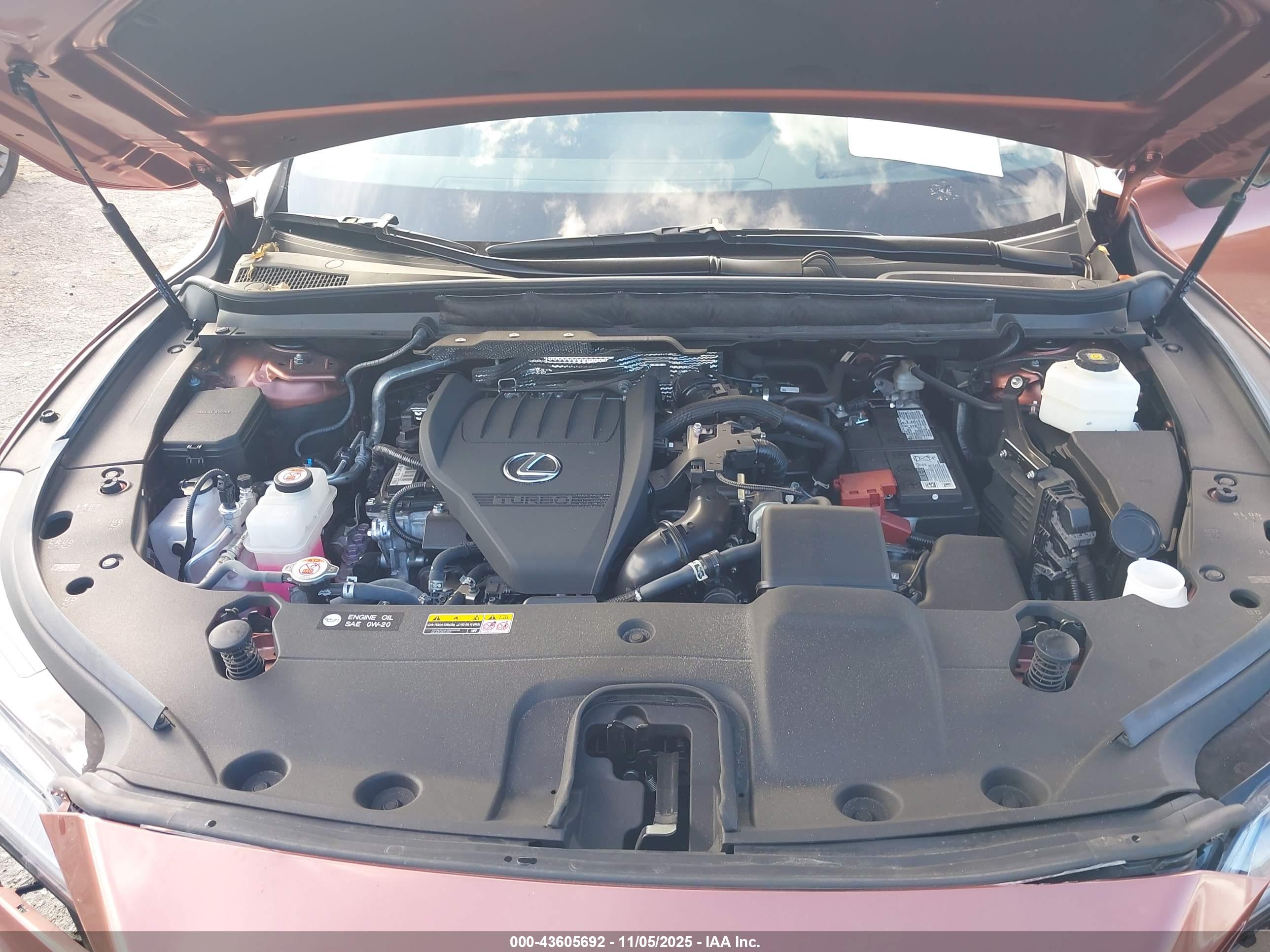 LEXUS RX image 10