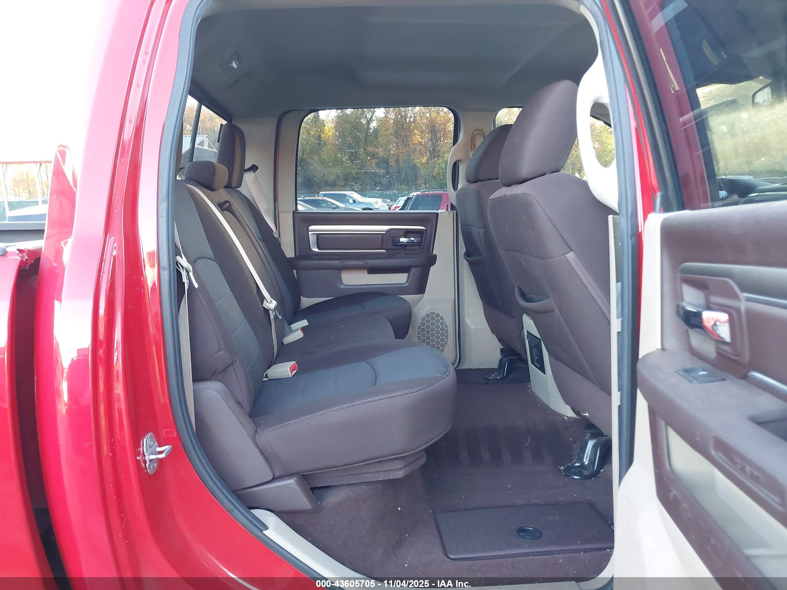RAM 2500 image 8