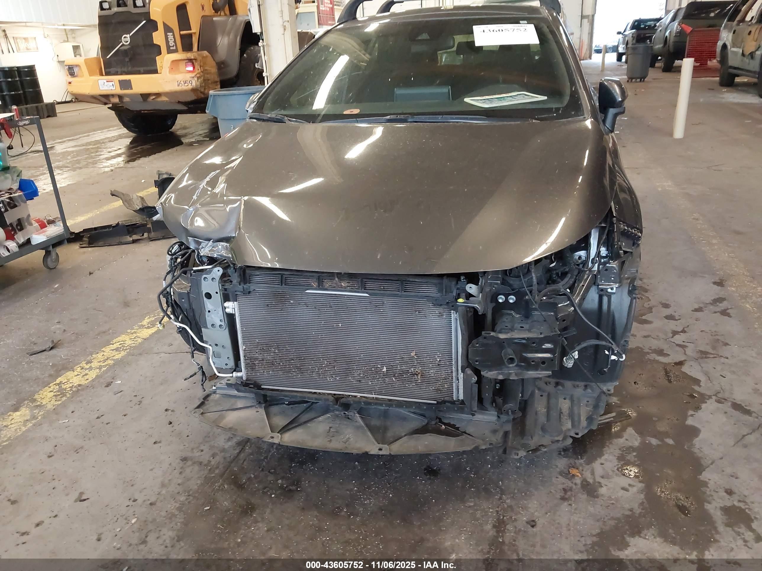TOYOTA COROLLA image 6