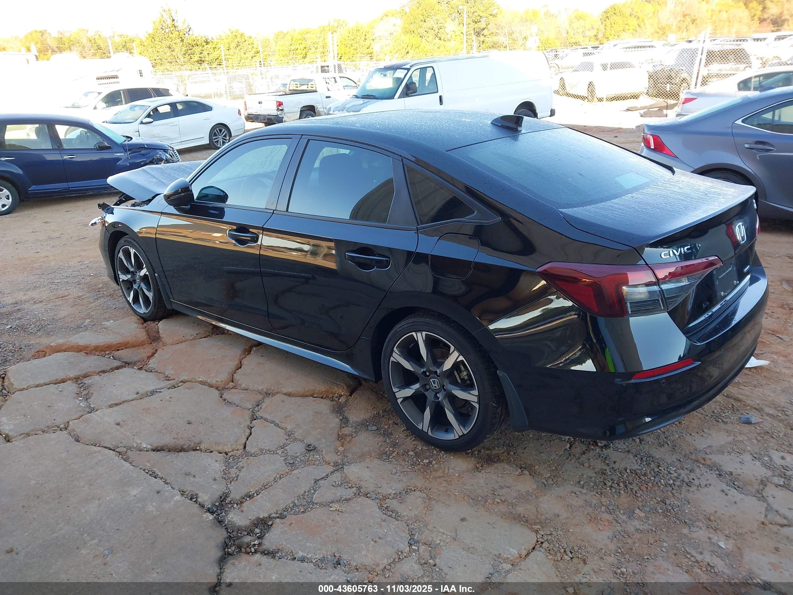 HONDA CIVIC image 3