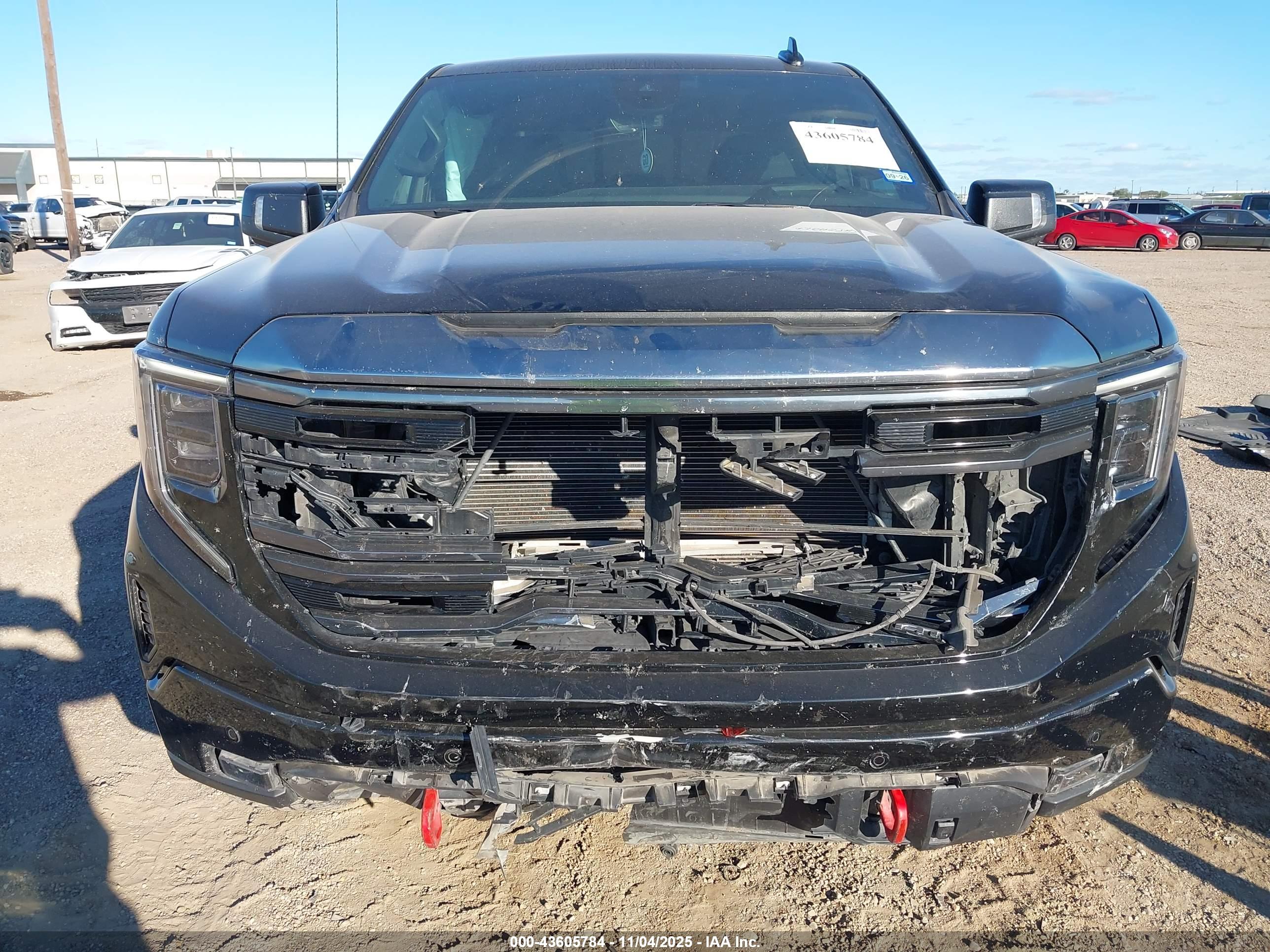 GMC SIERRA image 6