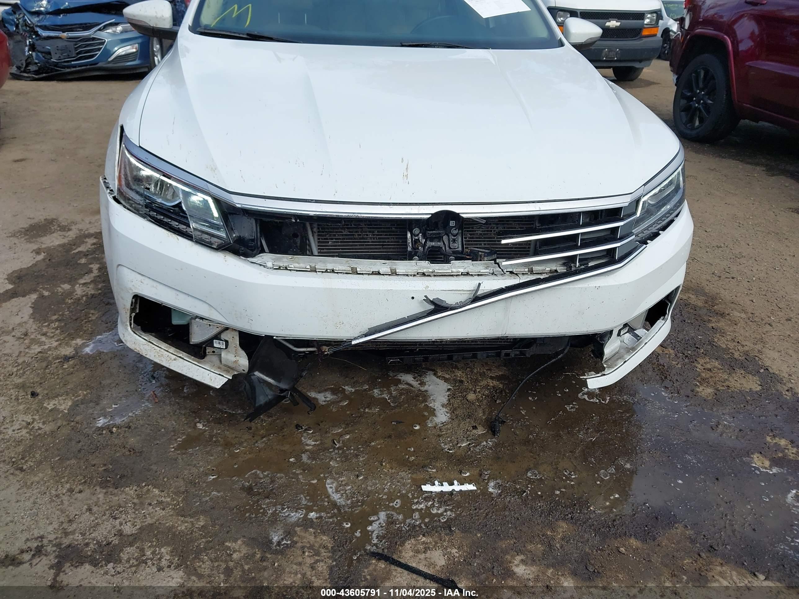 VOLKSWAGEN PASSAT image 6