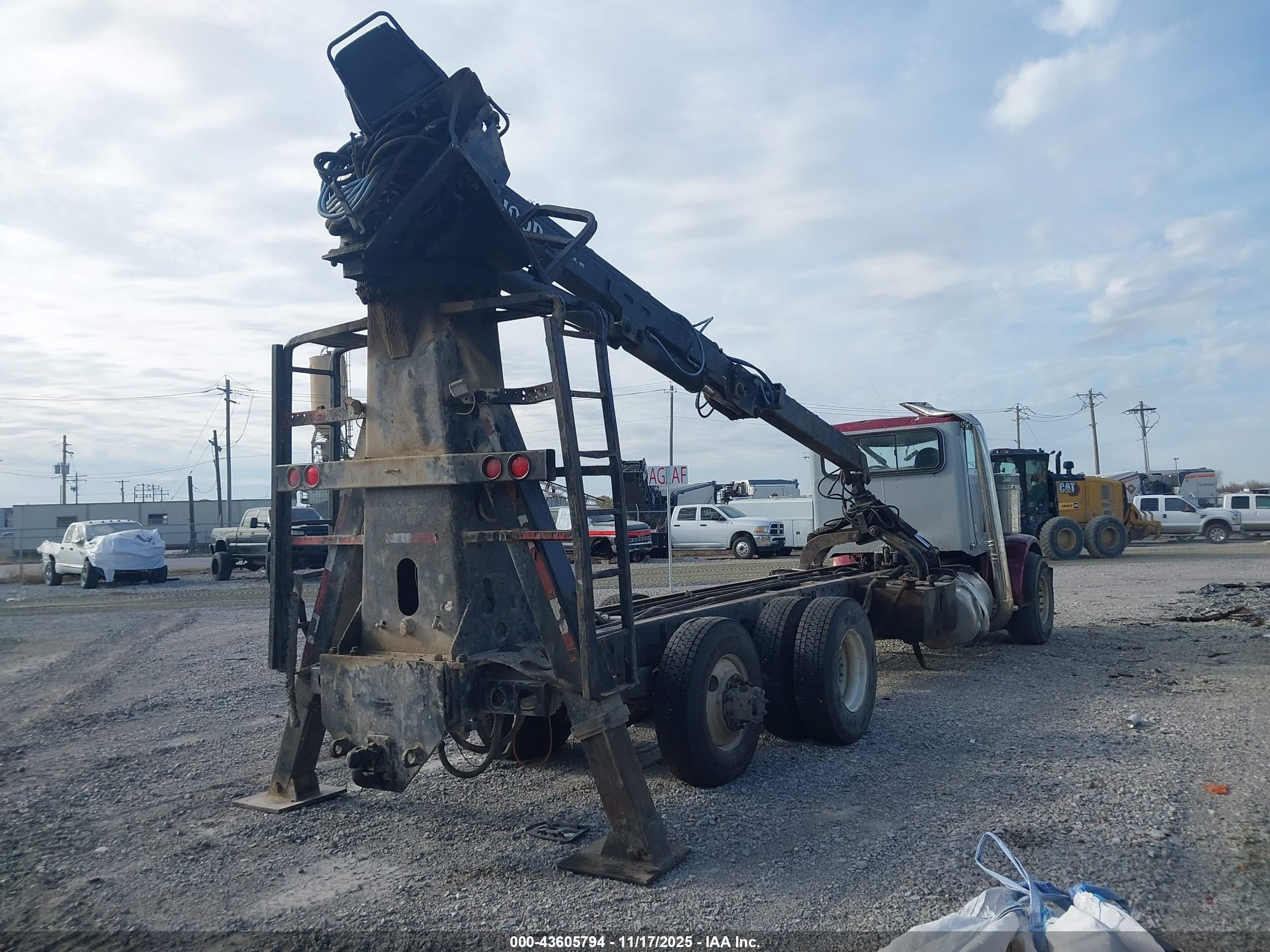 PETERBILT 378 image 4