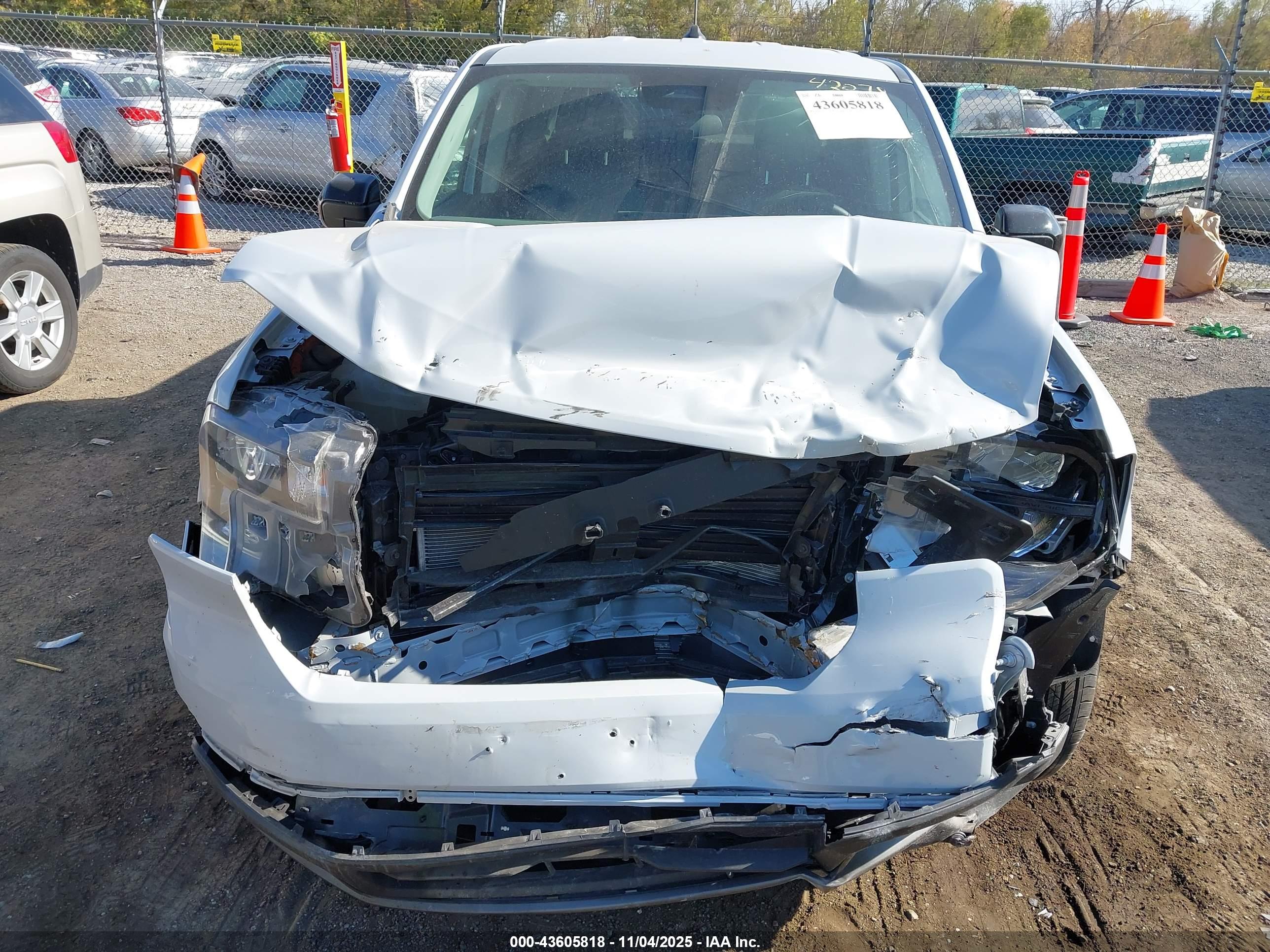 FORD MAVERICK image 6