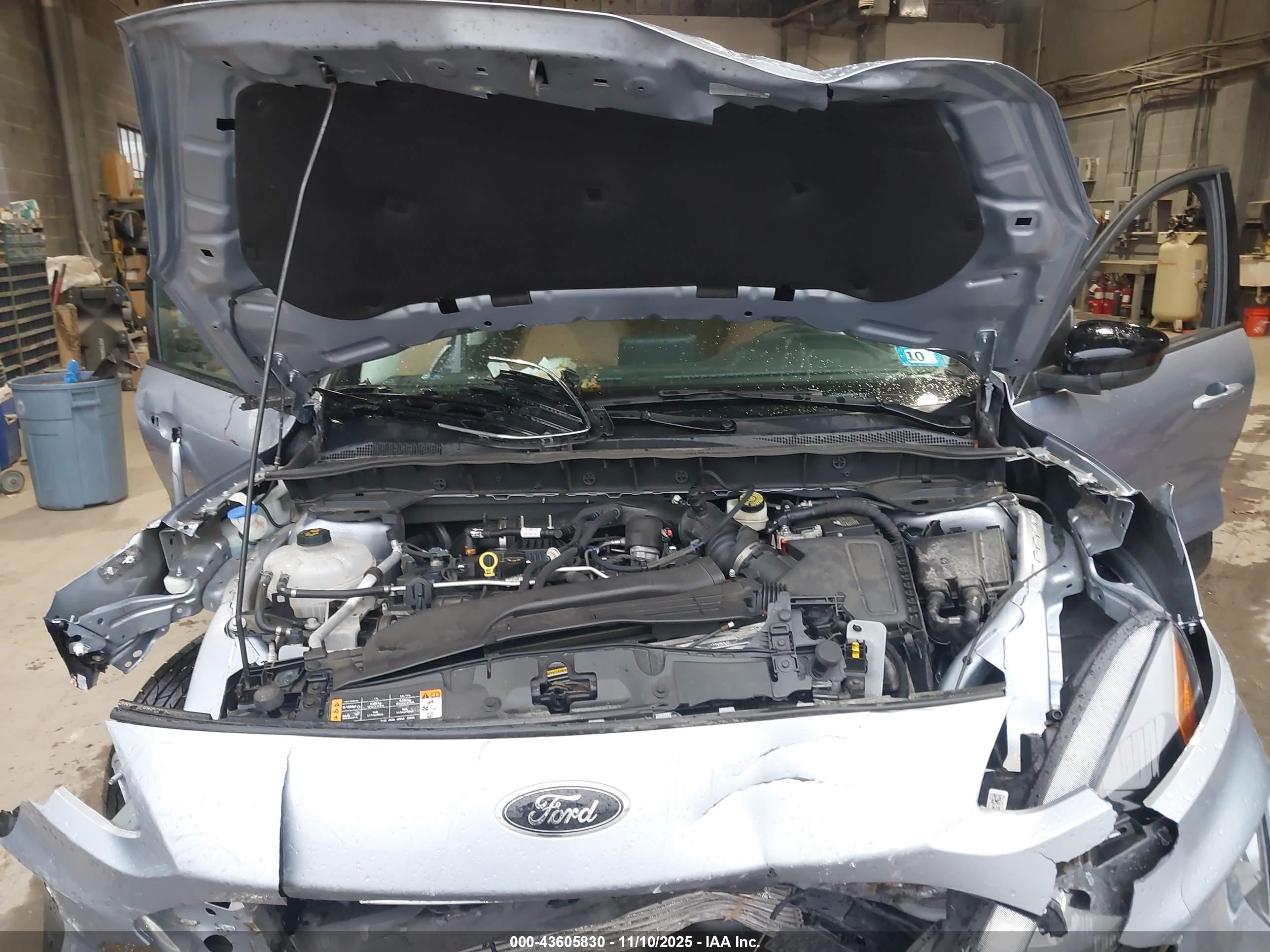 FORD ESCAPE image 10