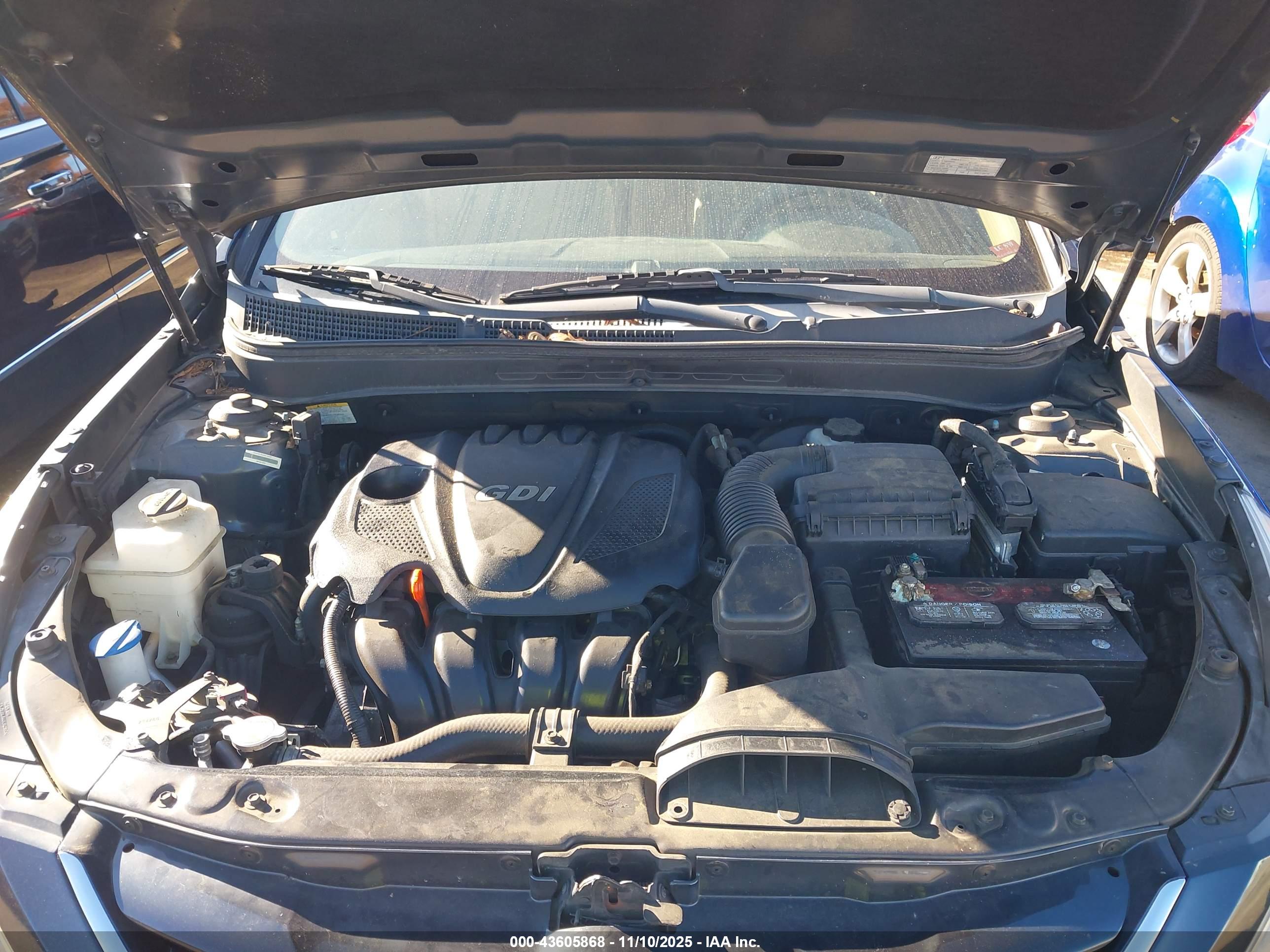 HYUNDAI SONATA image 10