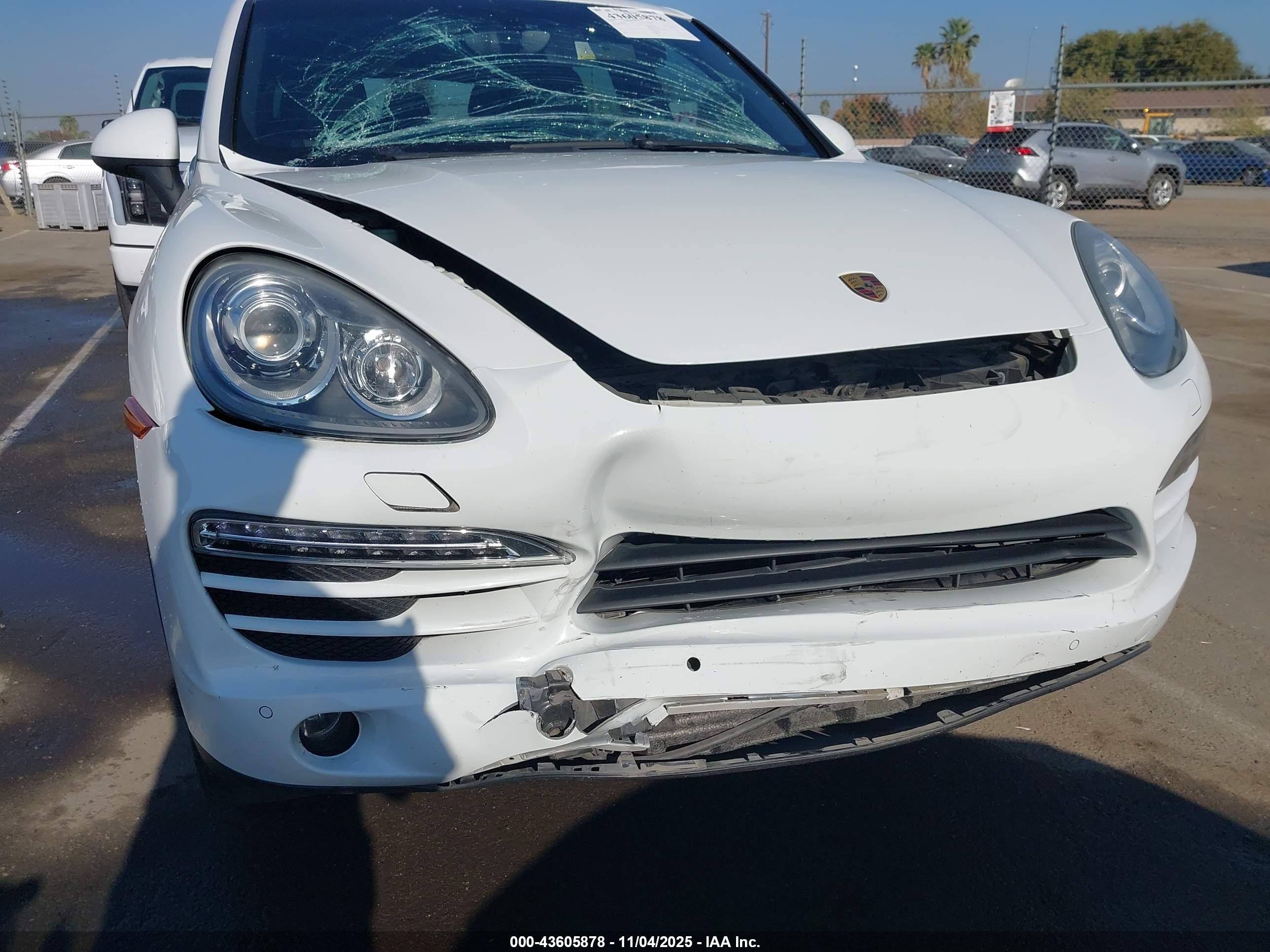 PORSCHE CAYENNE image 6