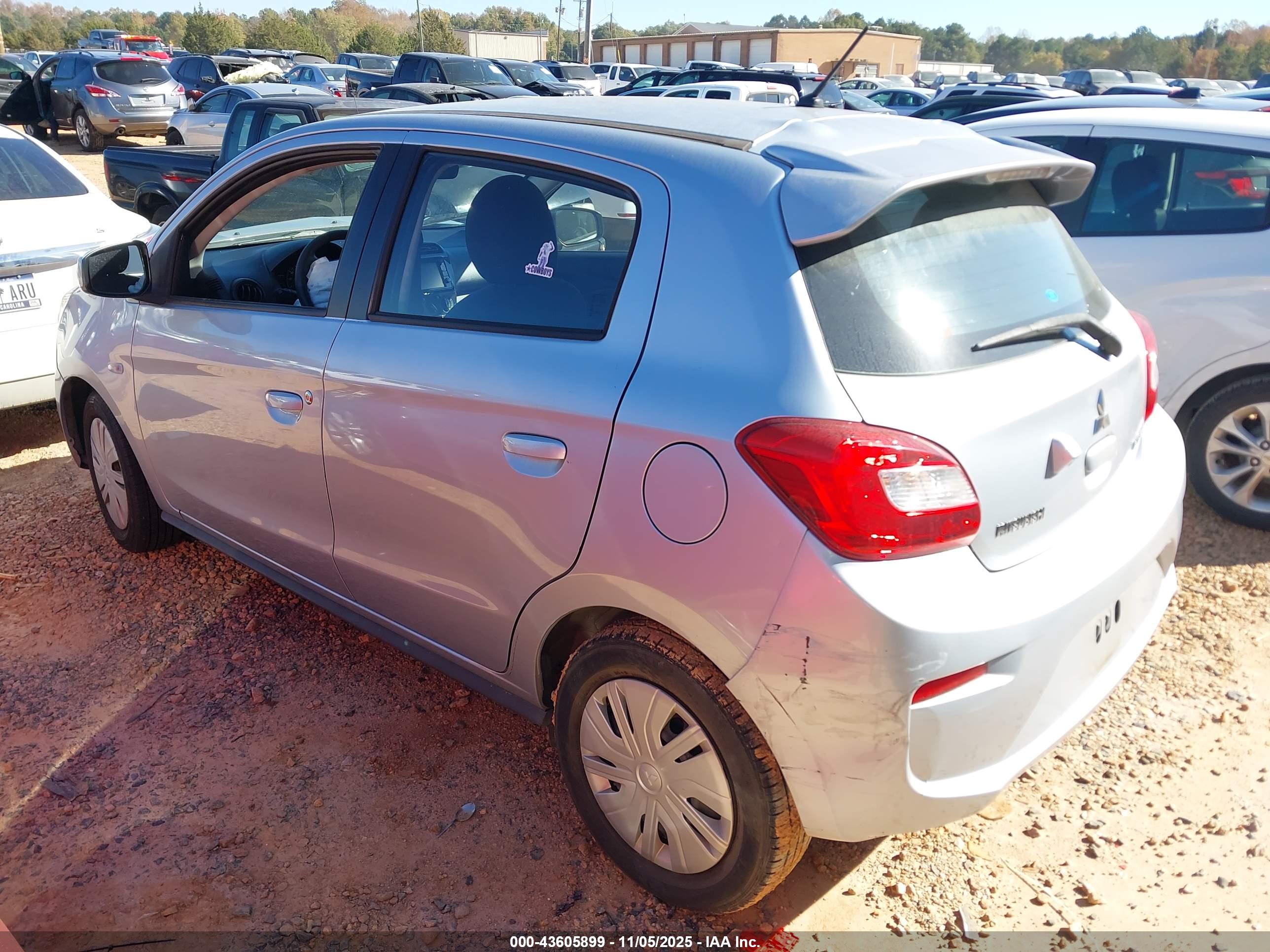 MITSUBISHI MIRAGE image 3