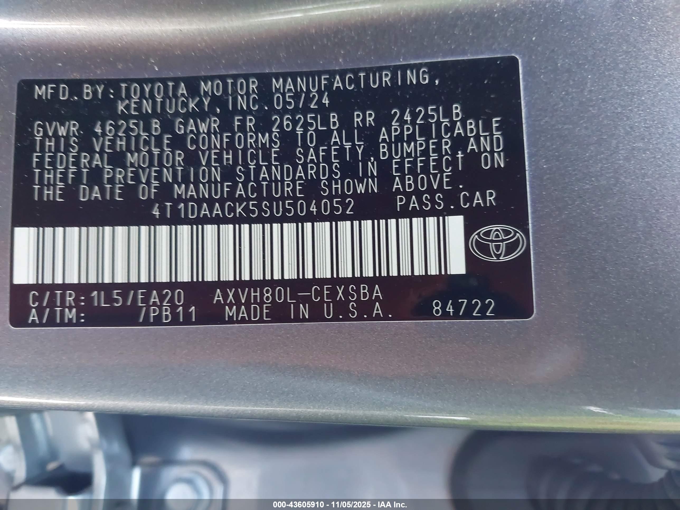 TOYOTA CAMRY image 9