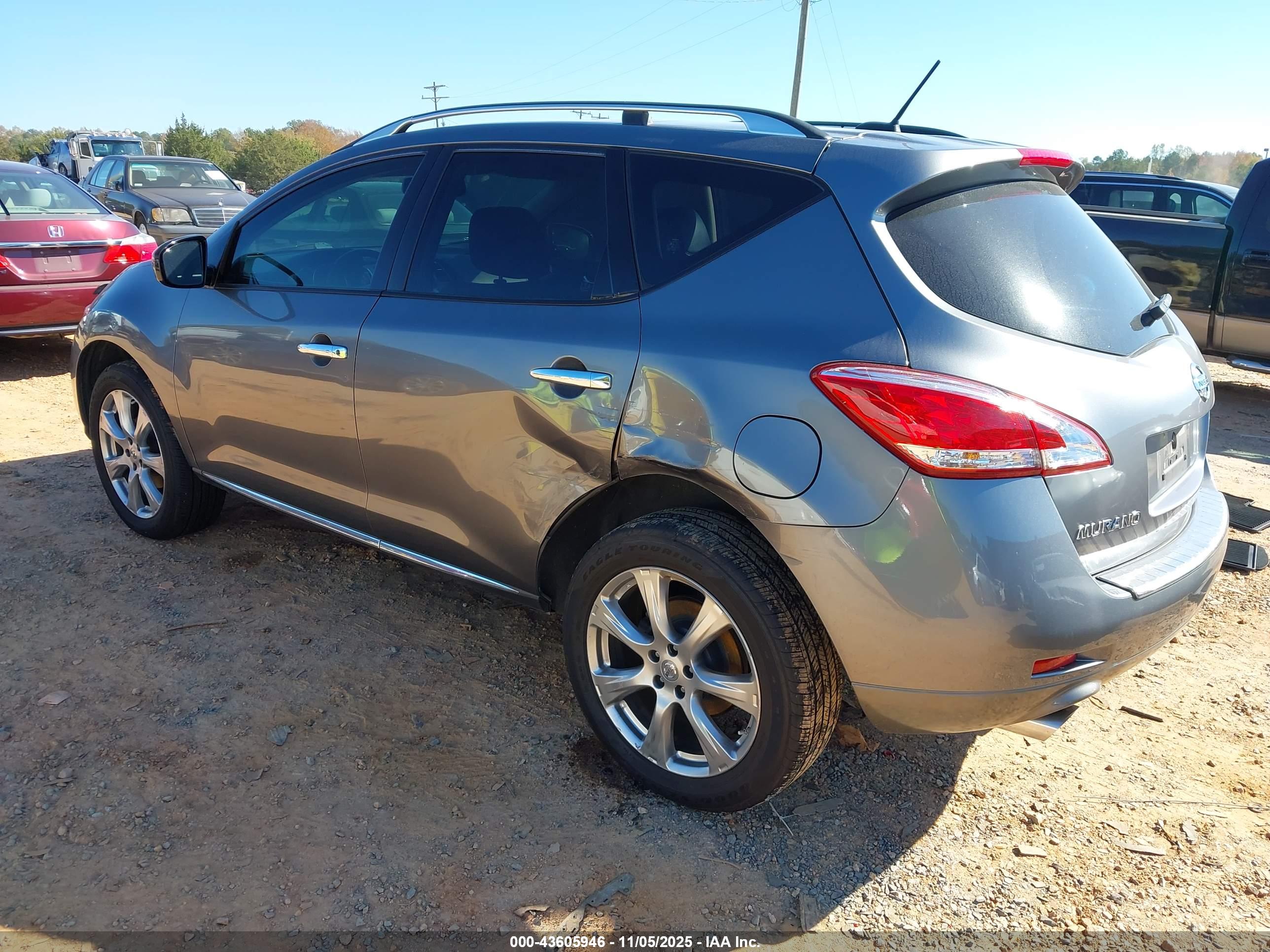 NISSAN MURANO image 3