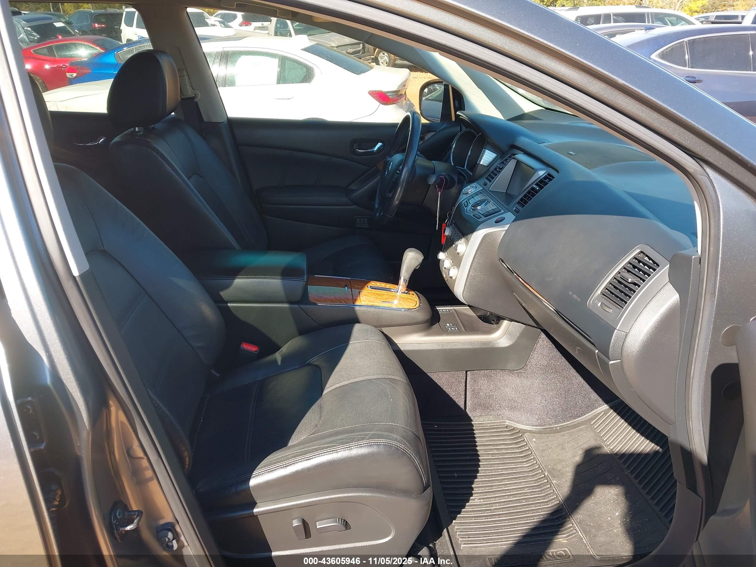 NISSAN MURANO image 5