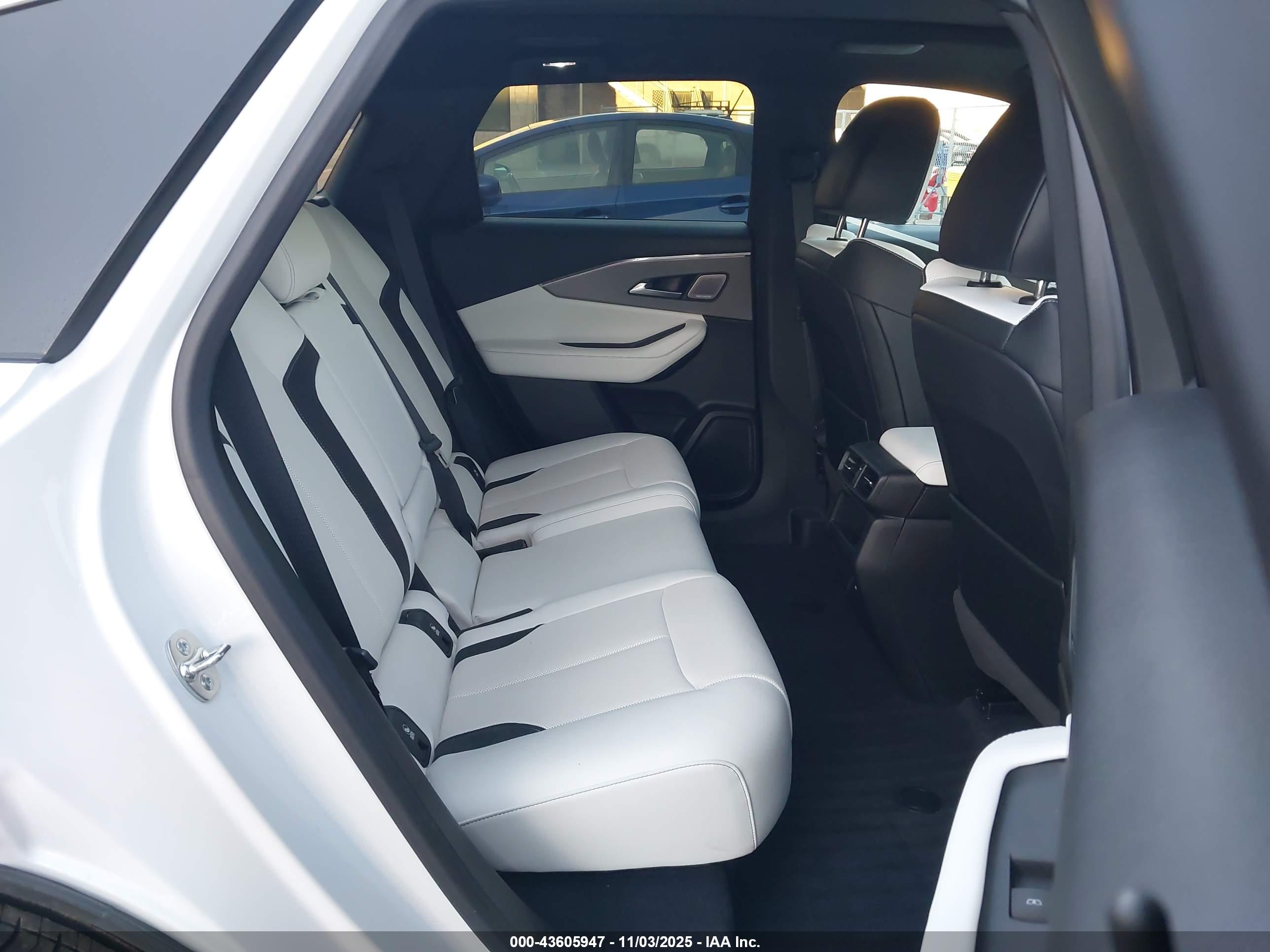 ACURA ZDX image 8