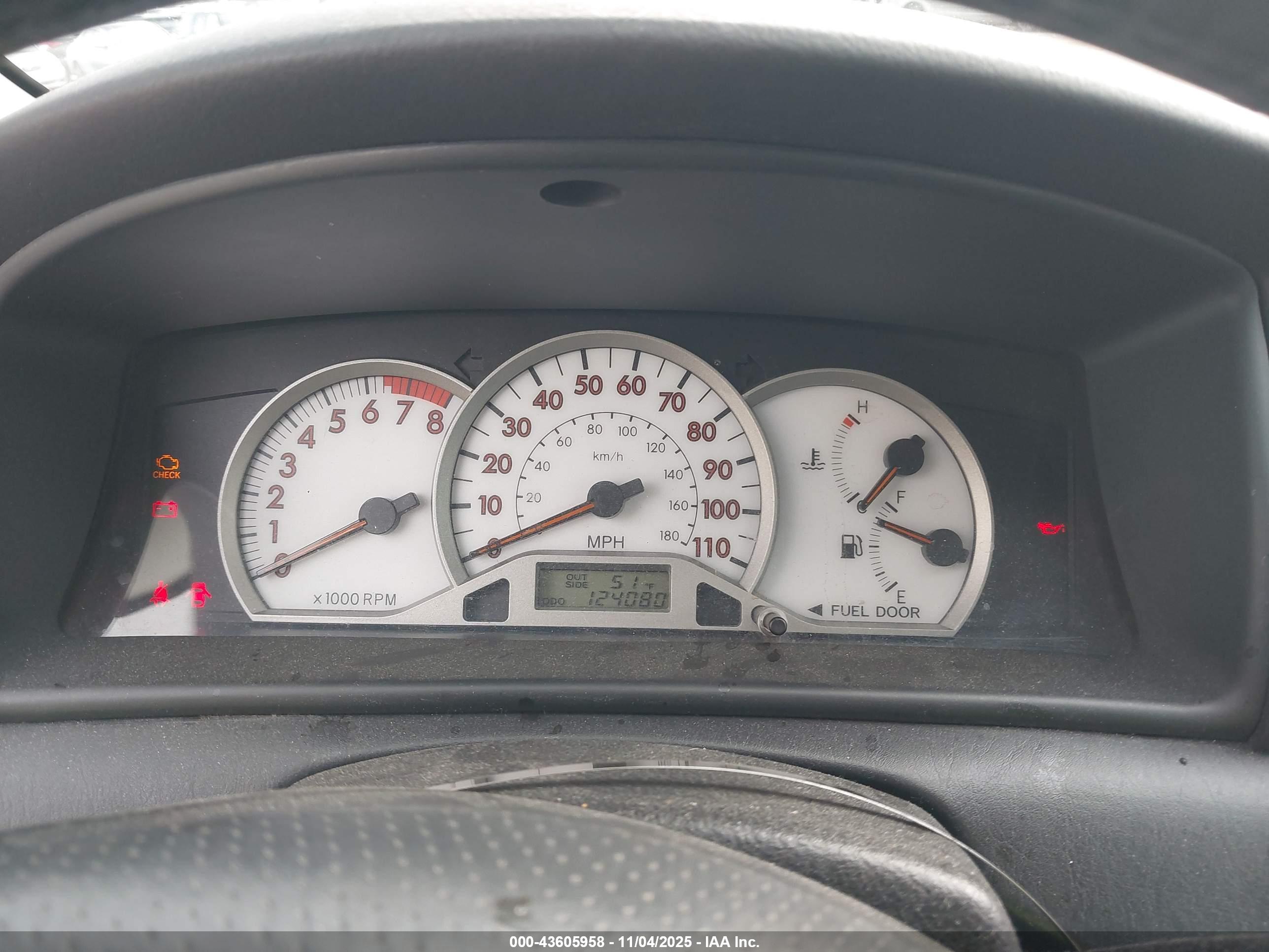 TOYOTA COROLLA image 7