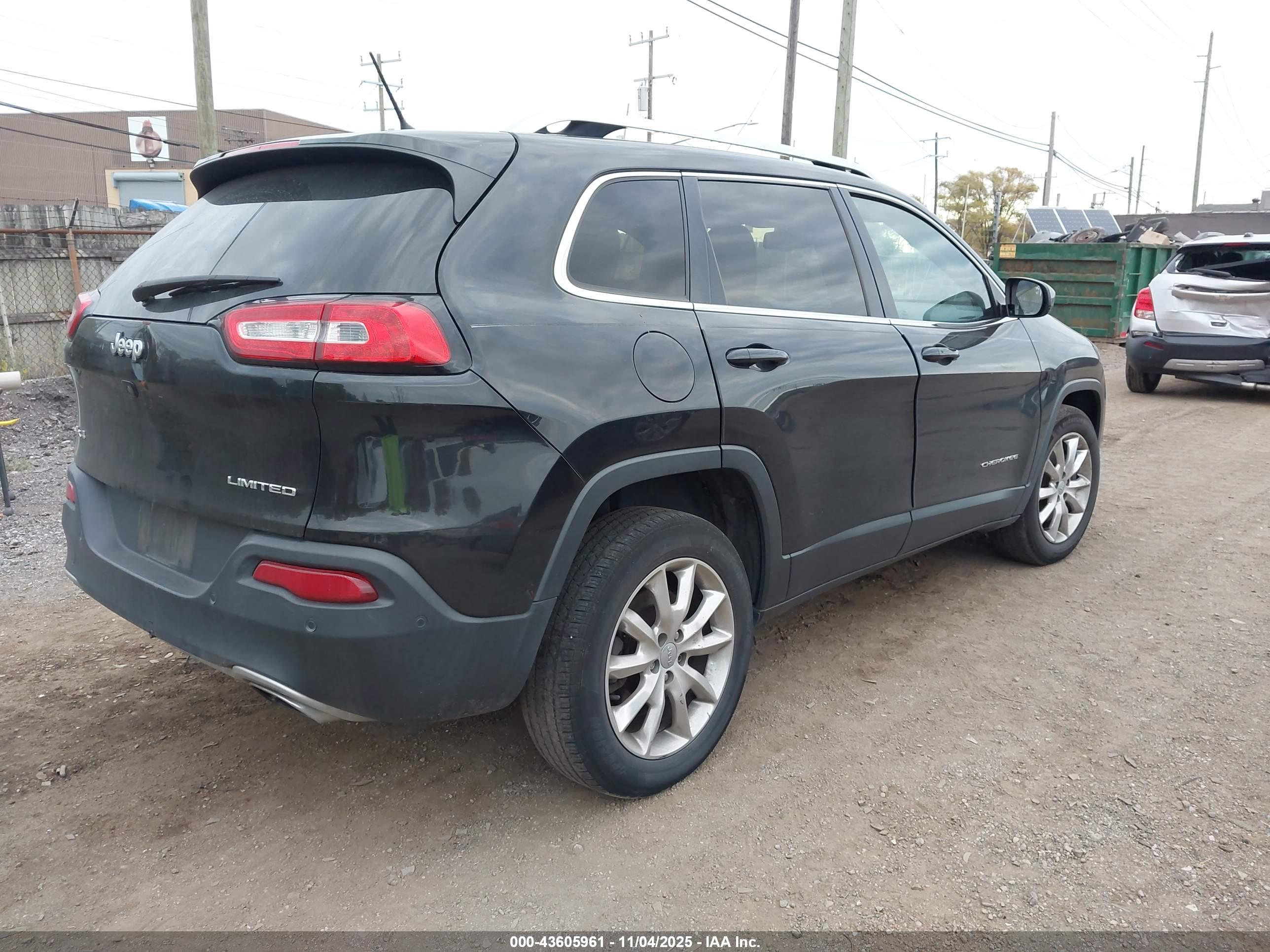 JEEP CHEROKEE image 4