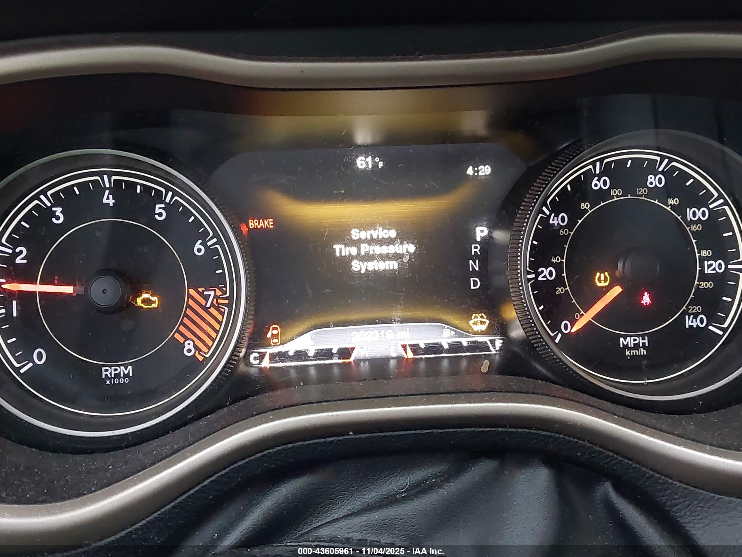 JEEP CHEROKEE image 7