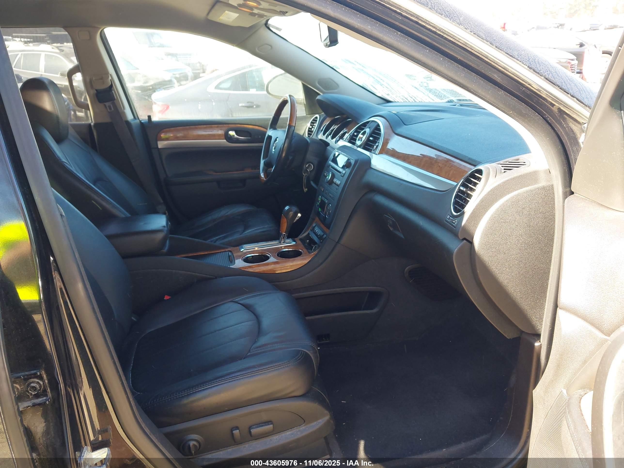 BUICK ENCLAVE image 5
