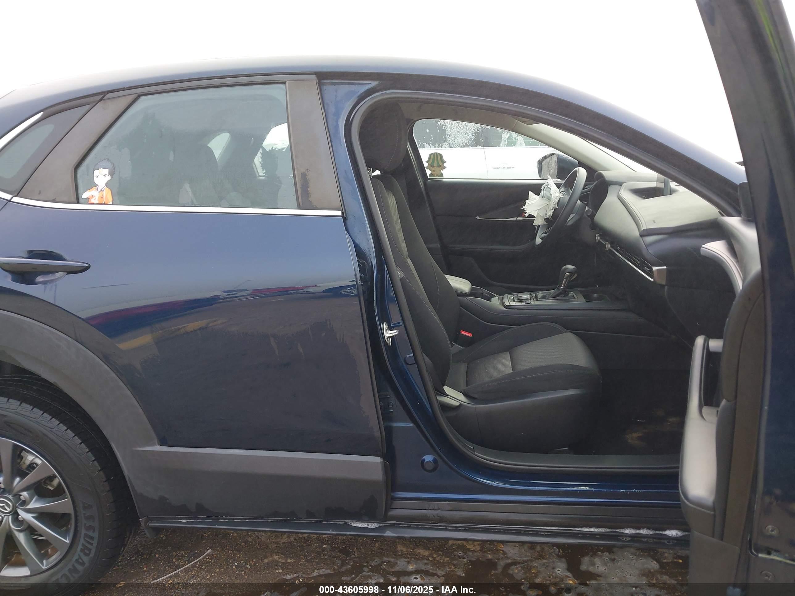 MAZDA CX-30 image 5