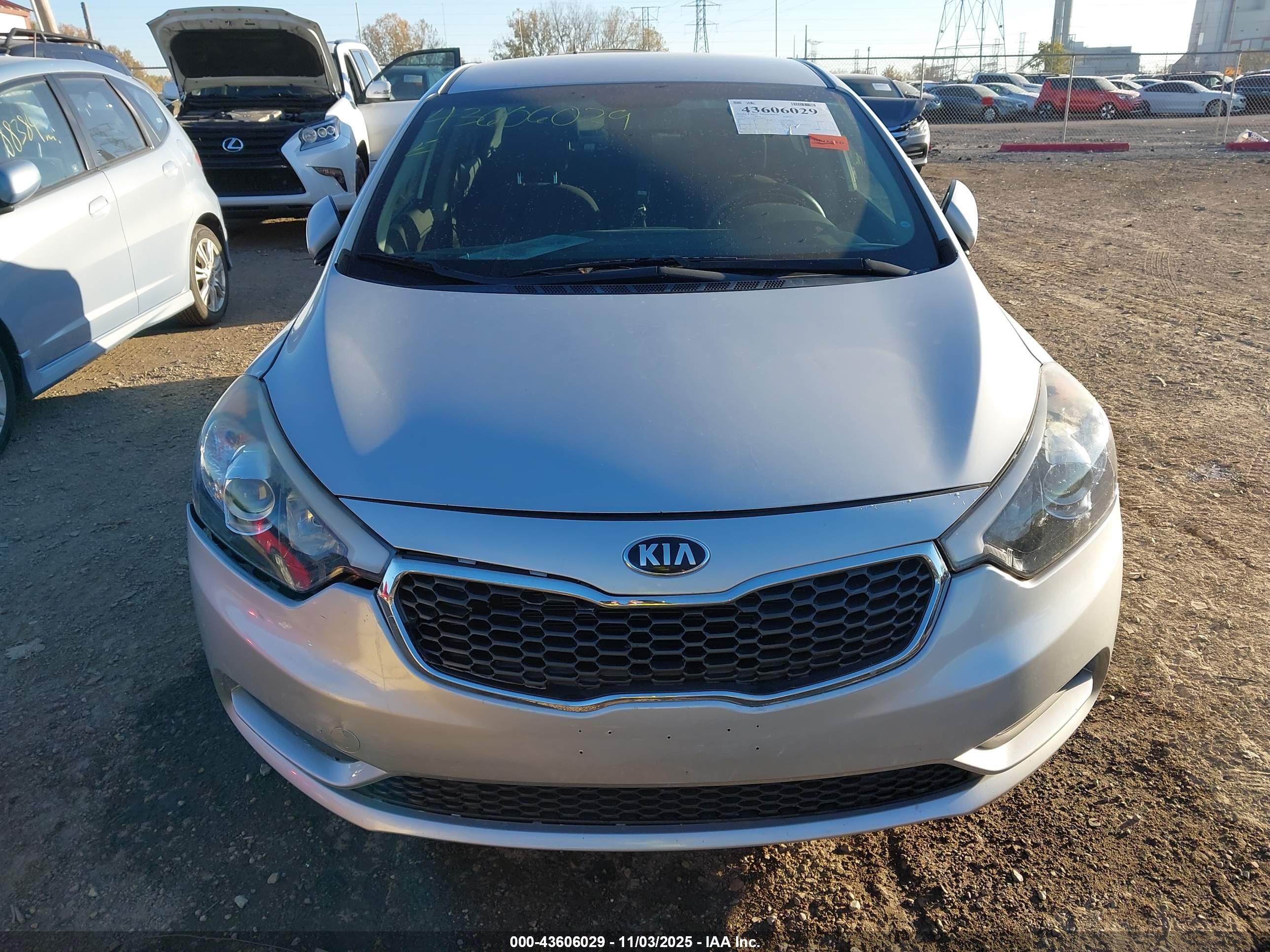 KIA FORTE image 6