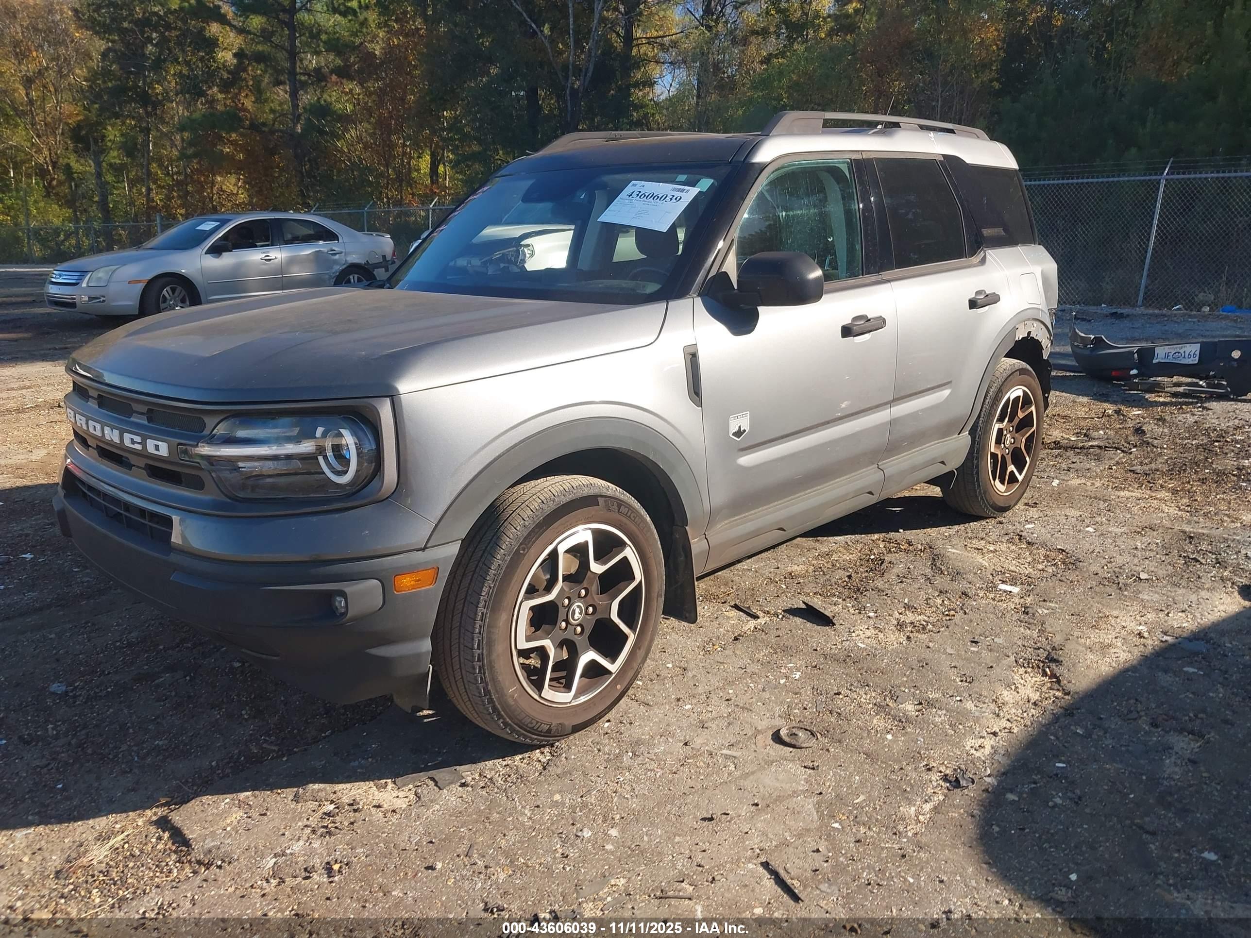 FORD BRONCO image 2