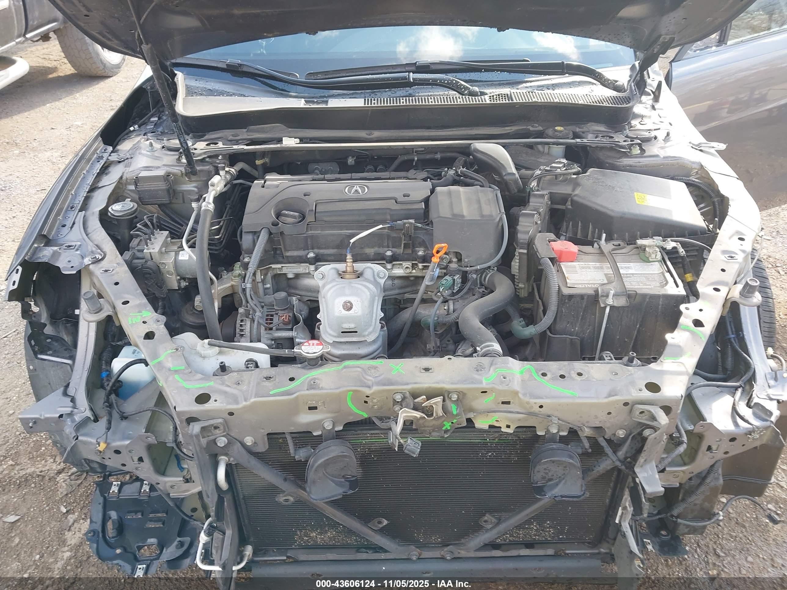 ACURA TLX image 10