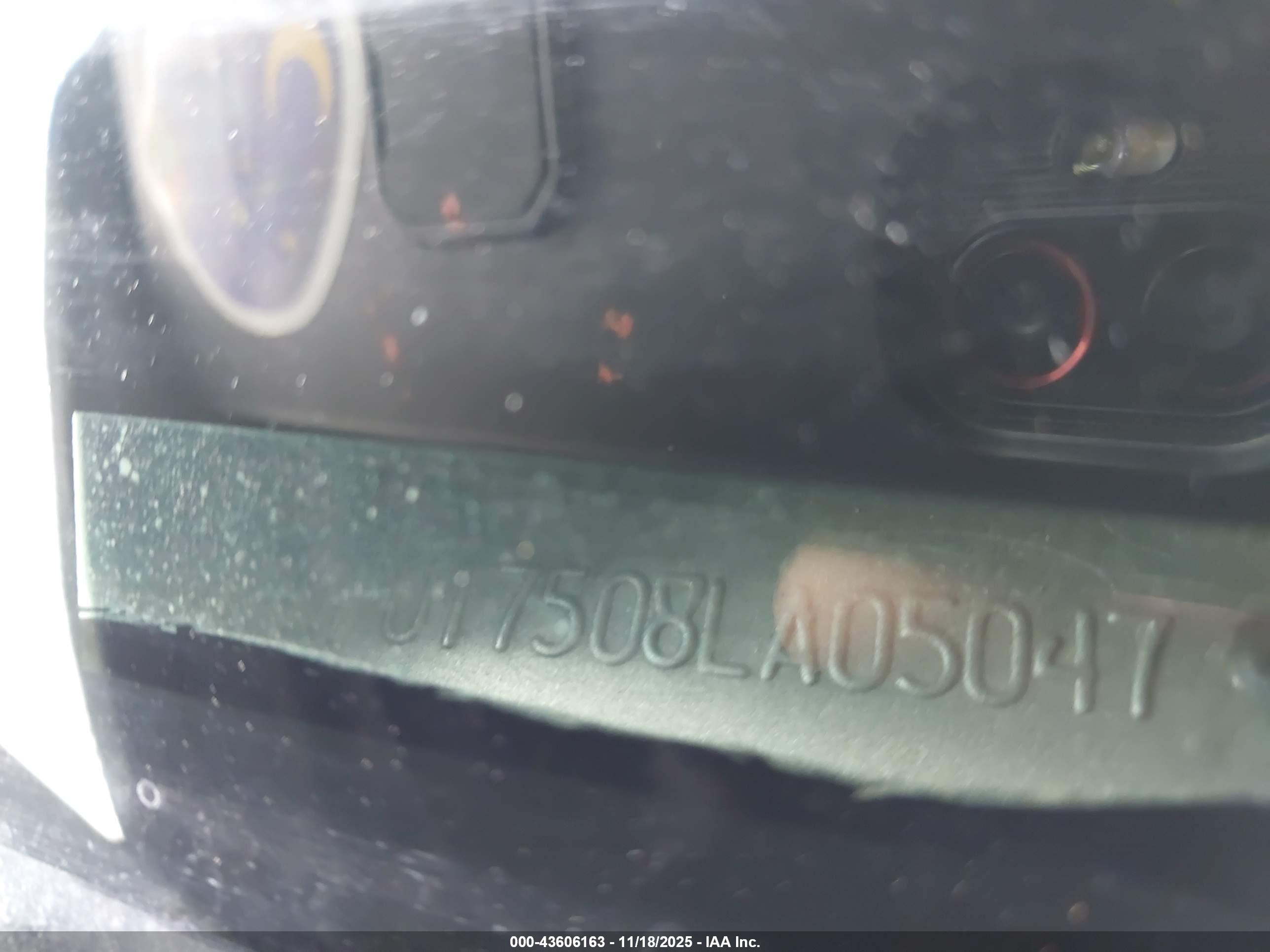 FORD EXPEDITION image 9