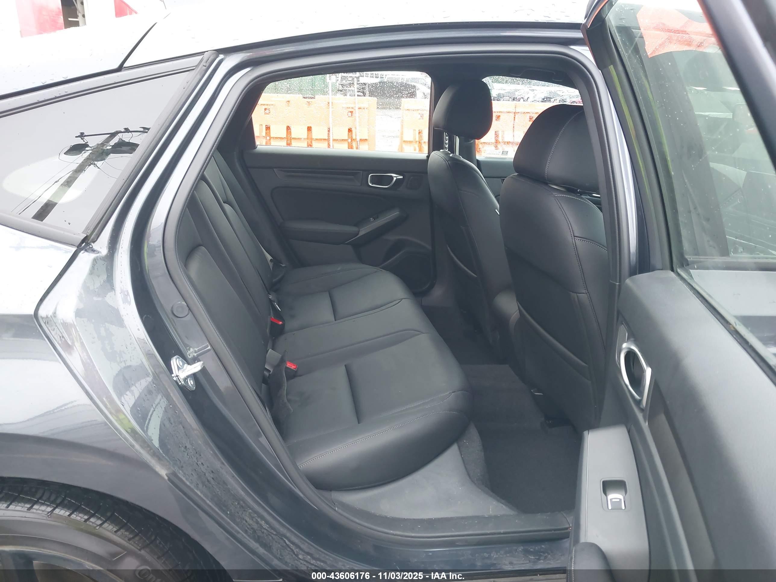 HONDA CIVIC image 8