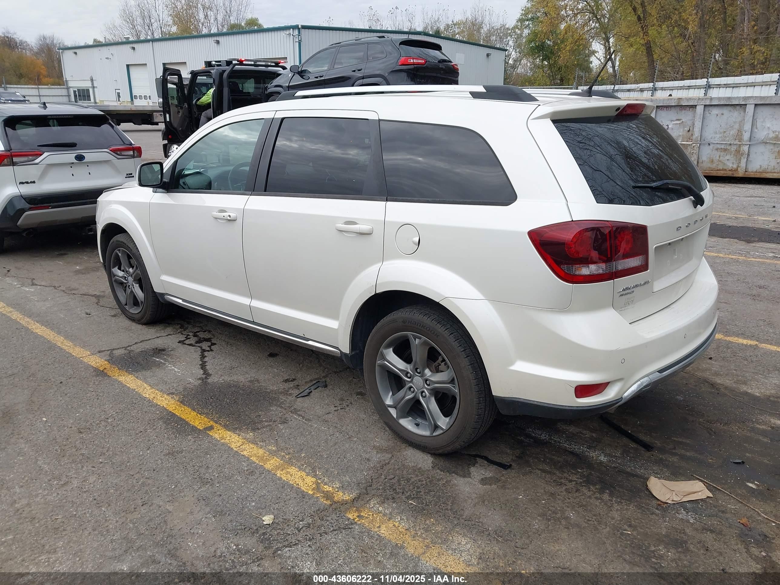 DODGE JOURNEY image 3