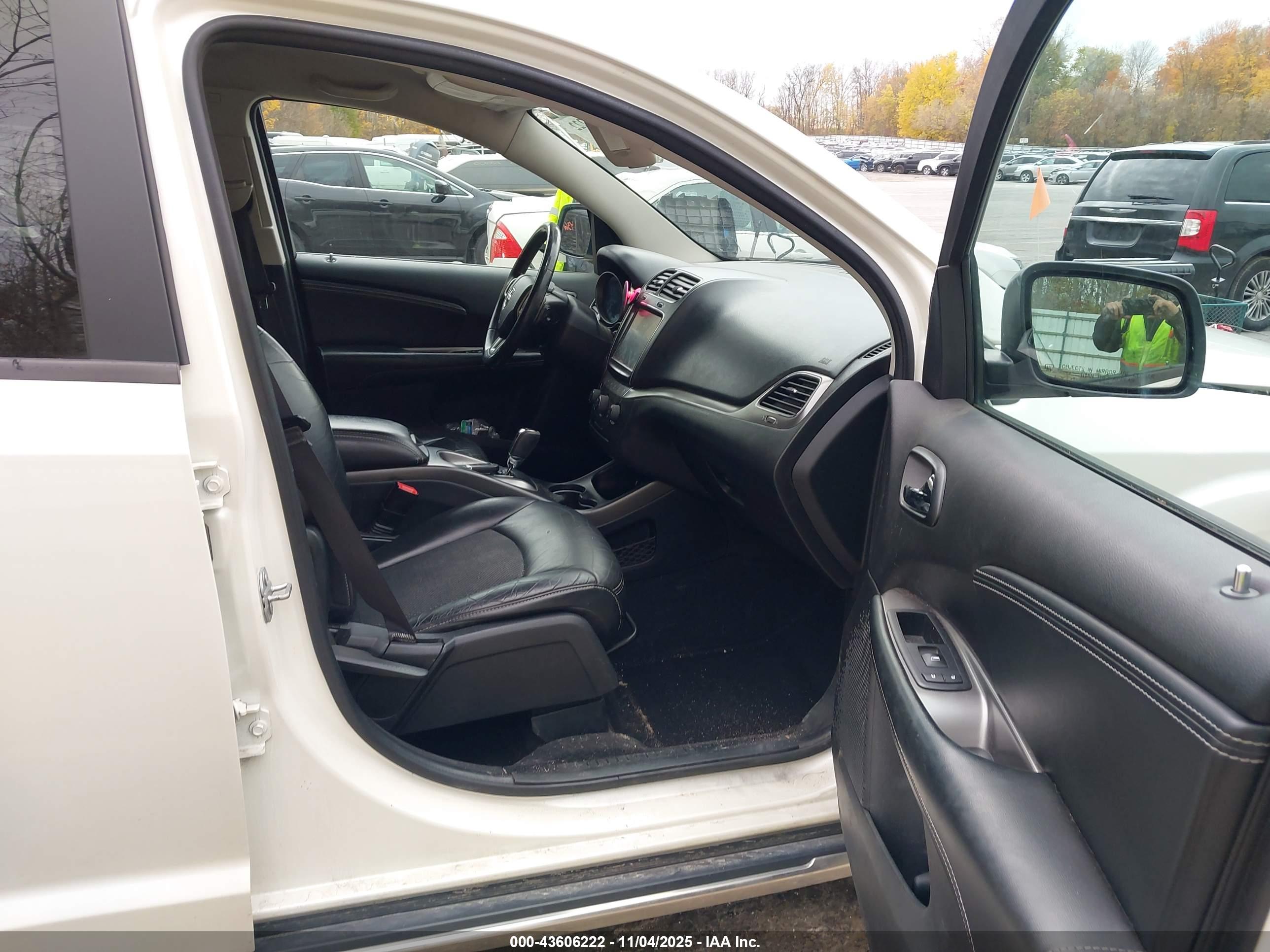 DODGE JOURNEY image 5