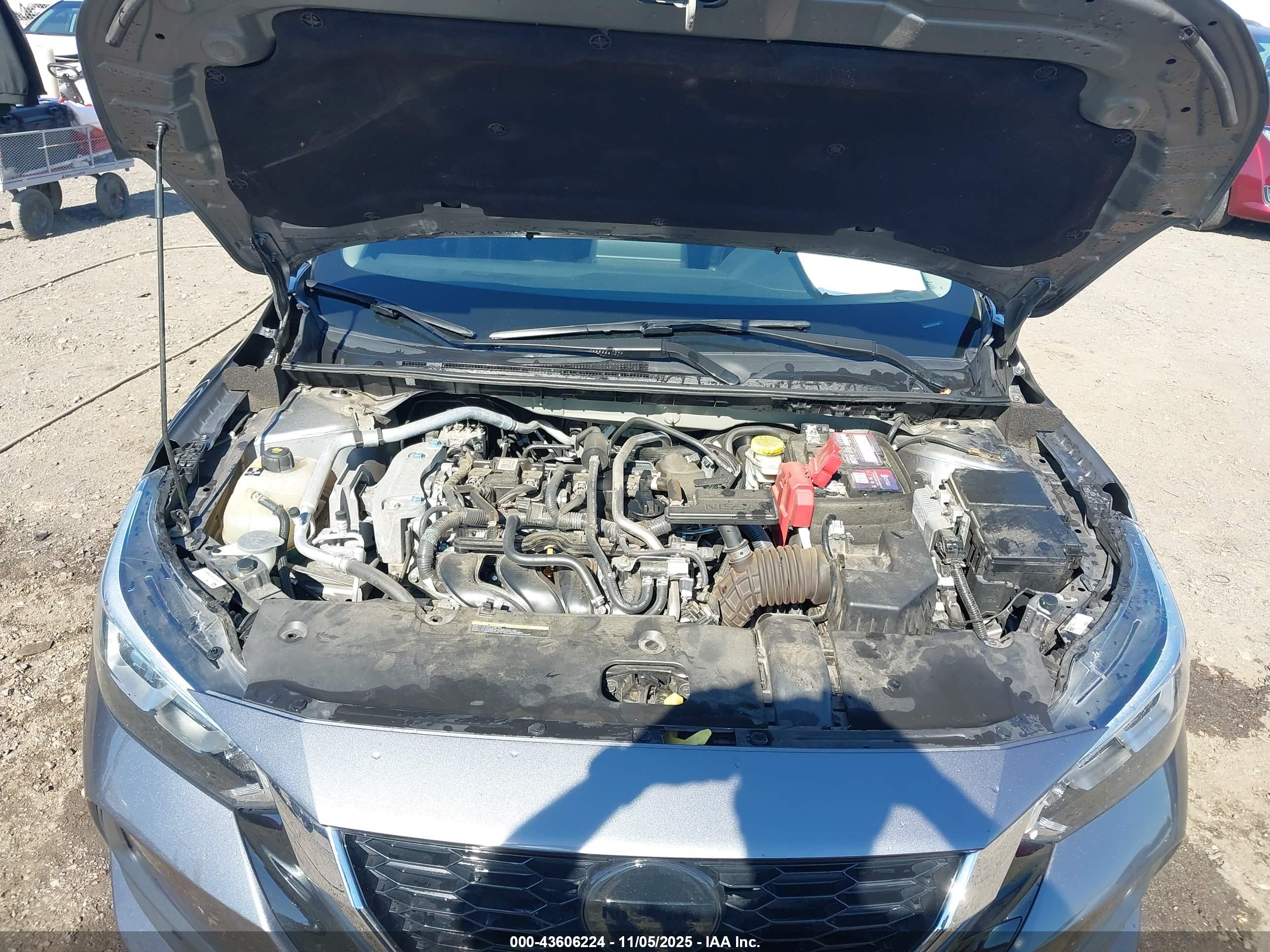 NISSAN SENTRA image 10