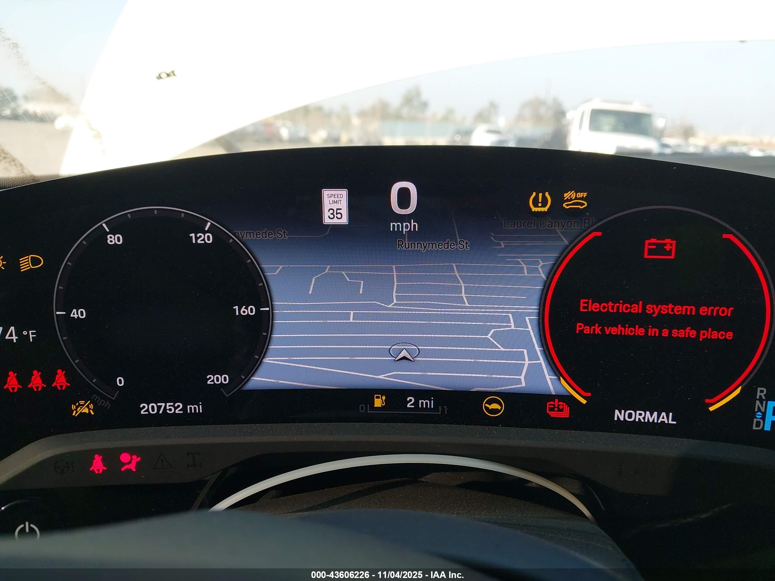 PORSCHE TAYCAN image 7