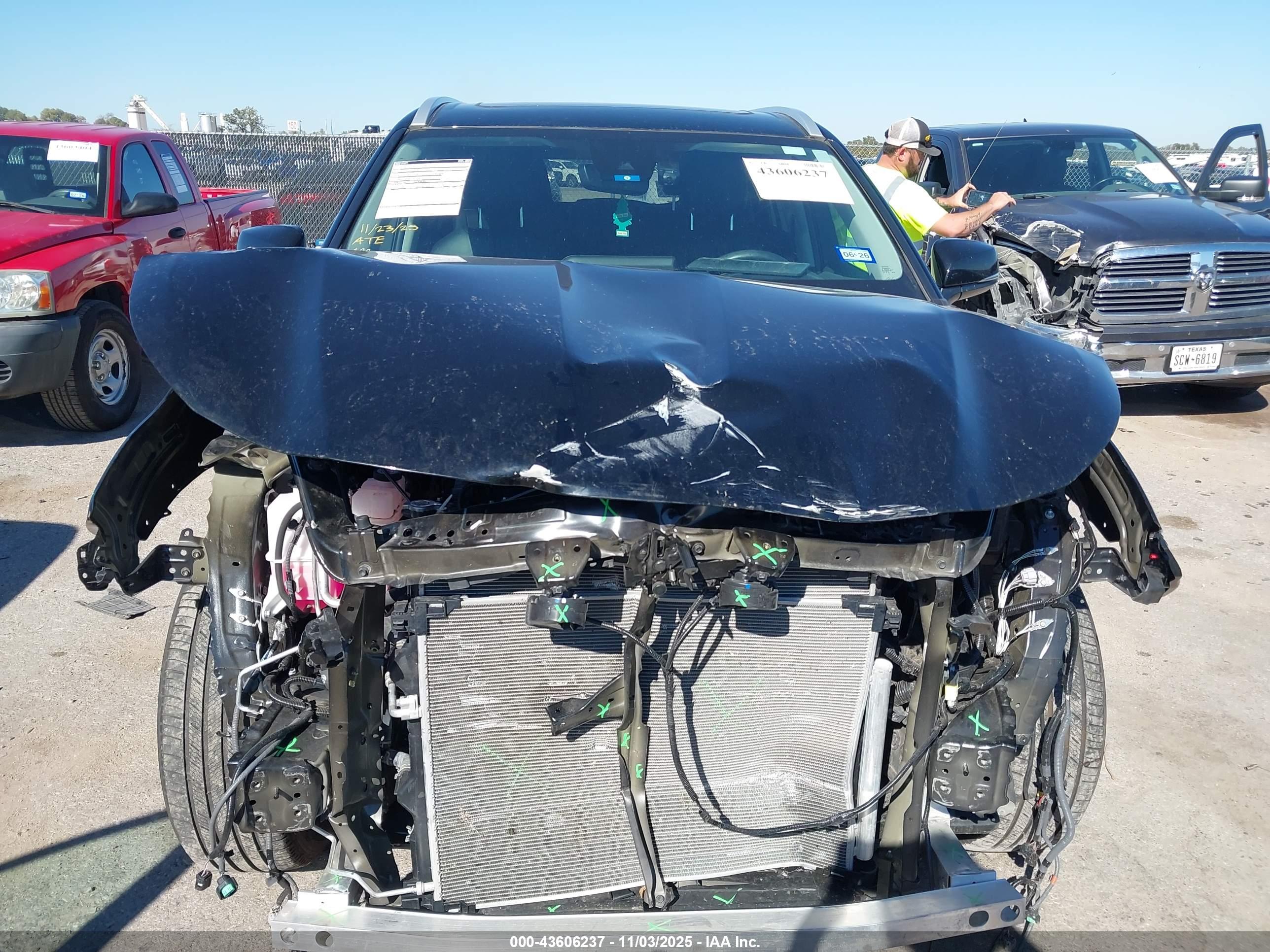 TOYOTA HIGHLANDER image 6