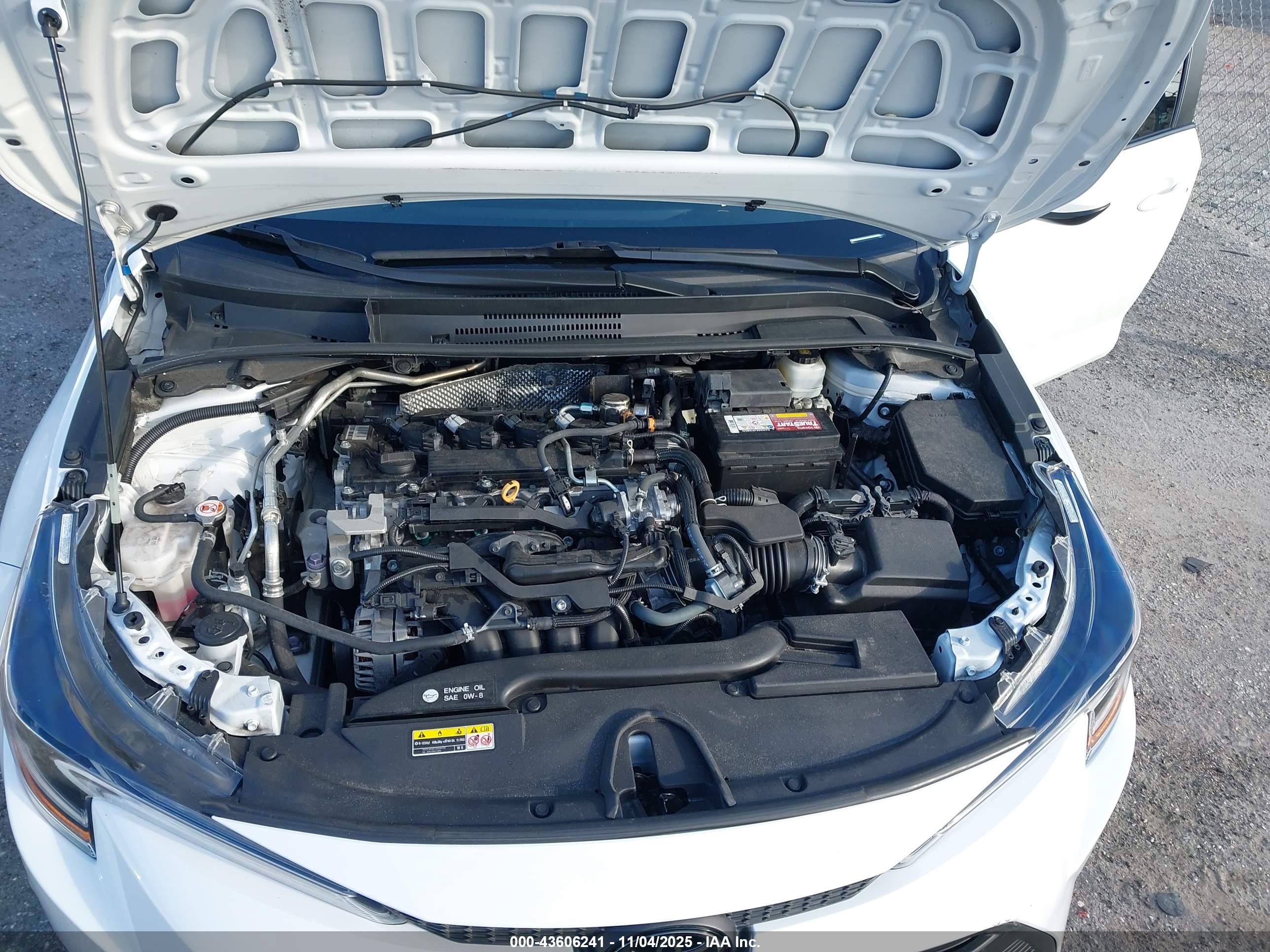 TOYOTA COROLLA image 10