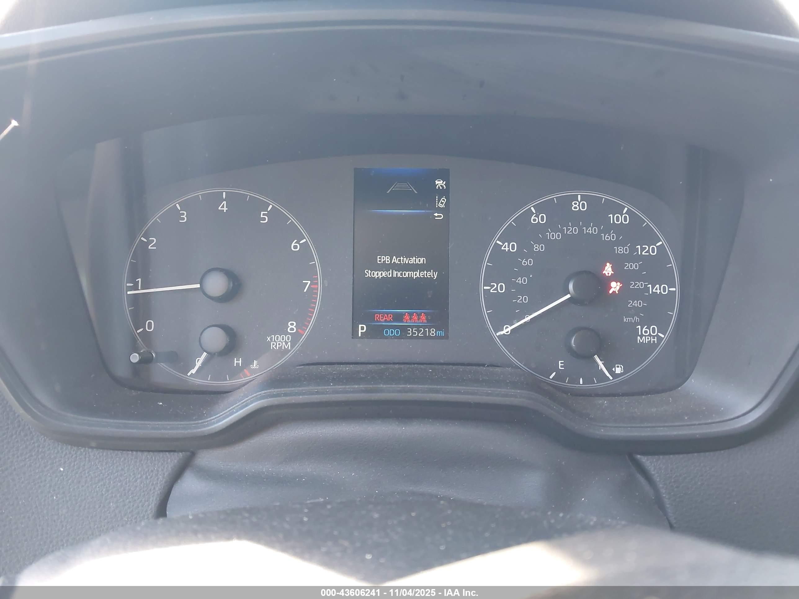 TOYOTA COROLLA image 7