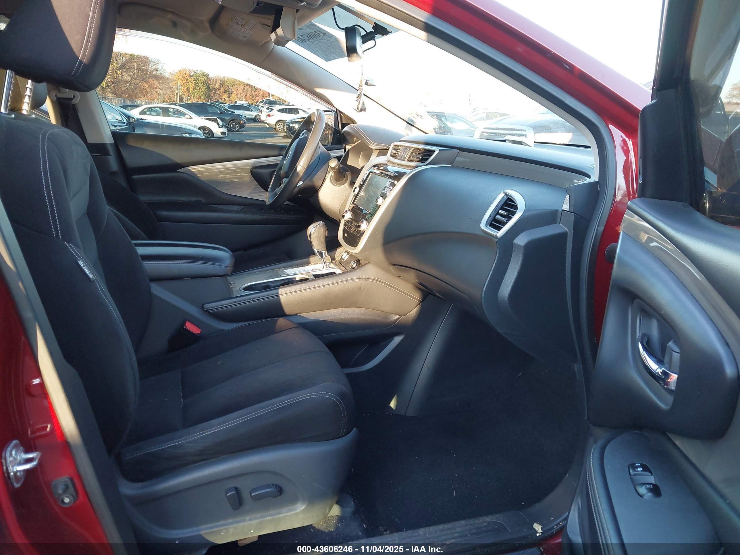 NISSAN MURANO image 5