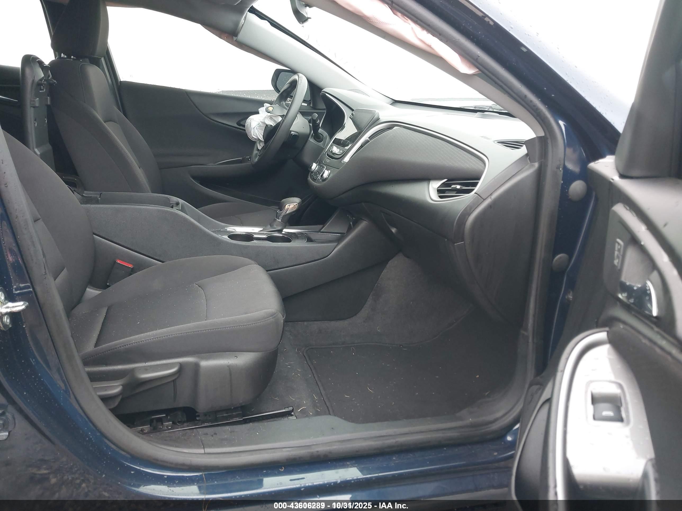 CHEVROLET MALIBU image 5