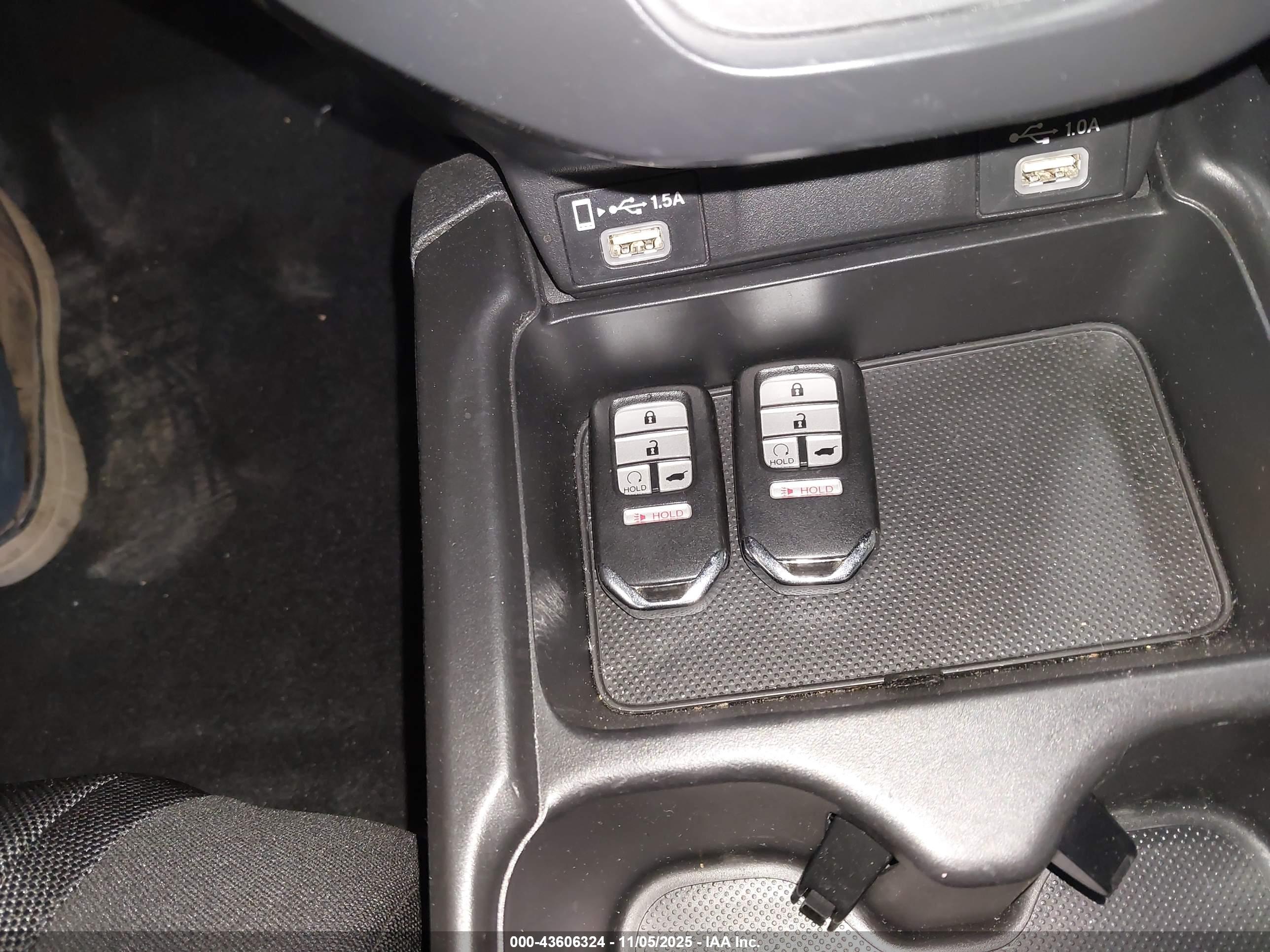 HONDA CR-V image 11