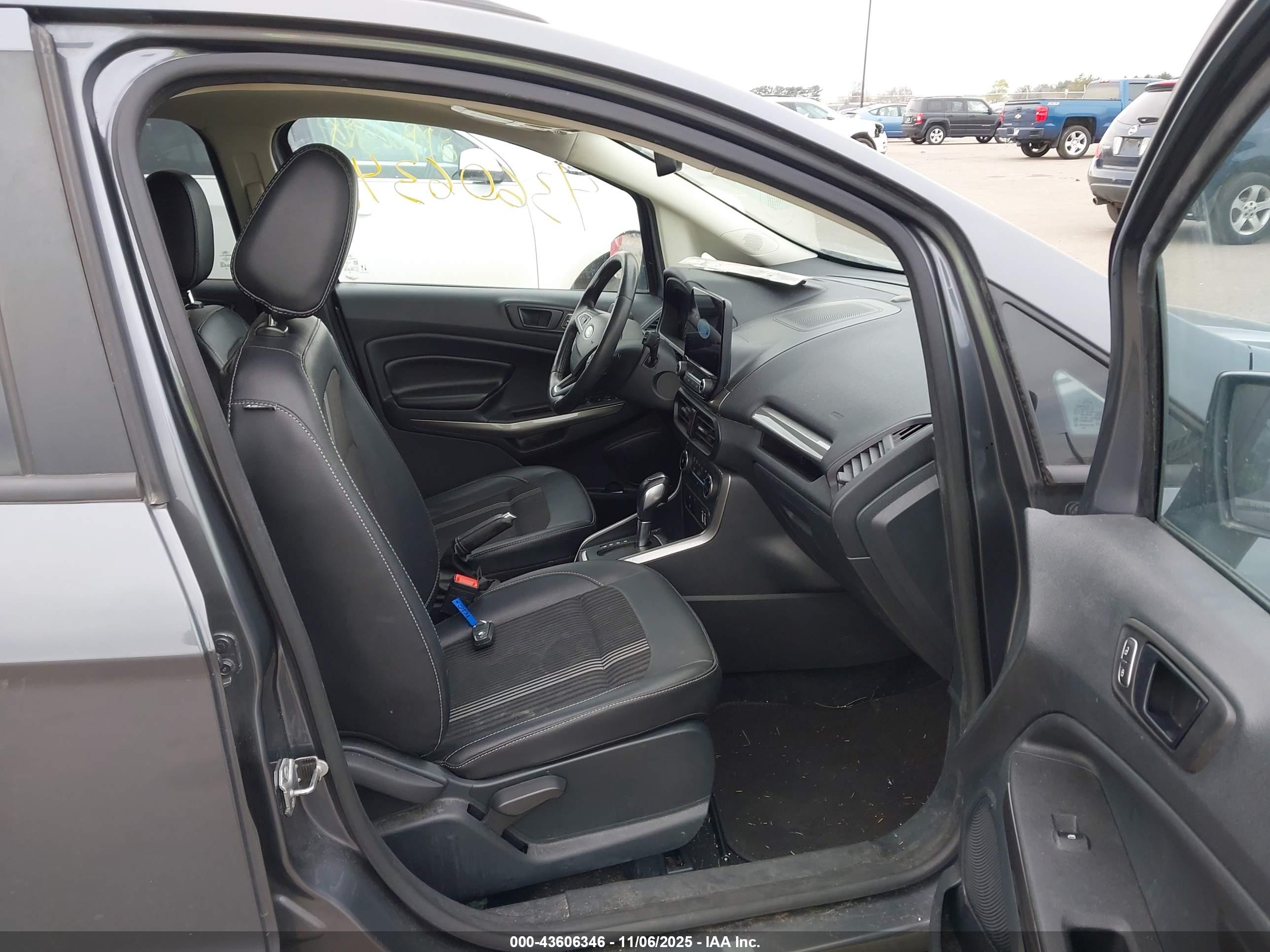 FORD ECOSPORT image 5