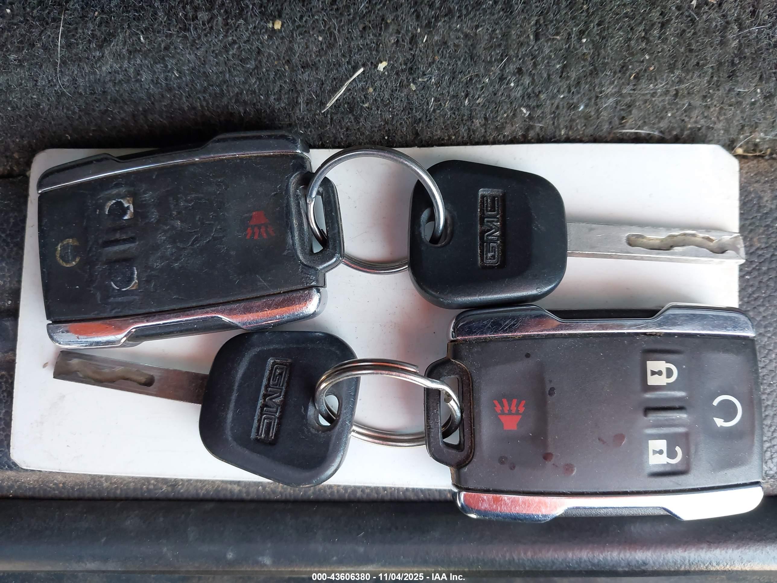 GMC CANYON image 11