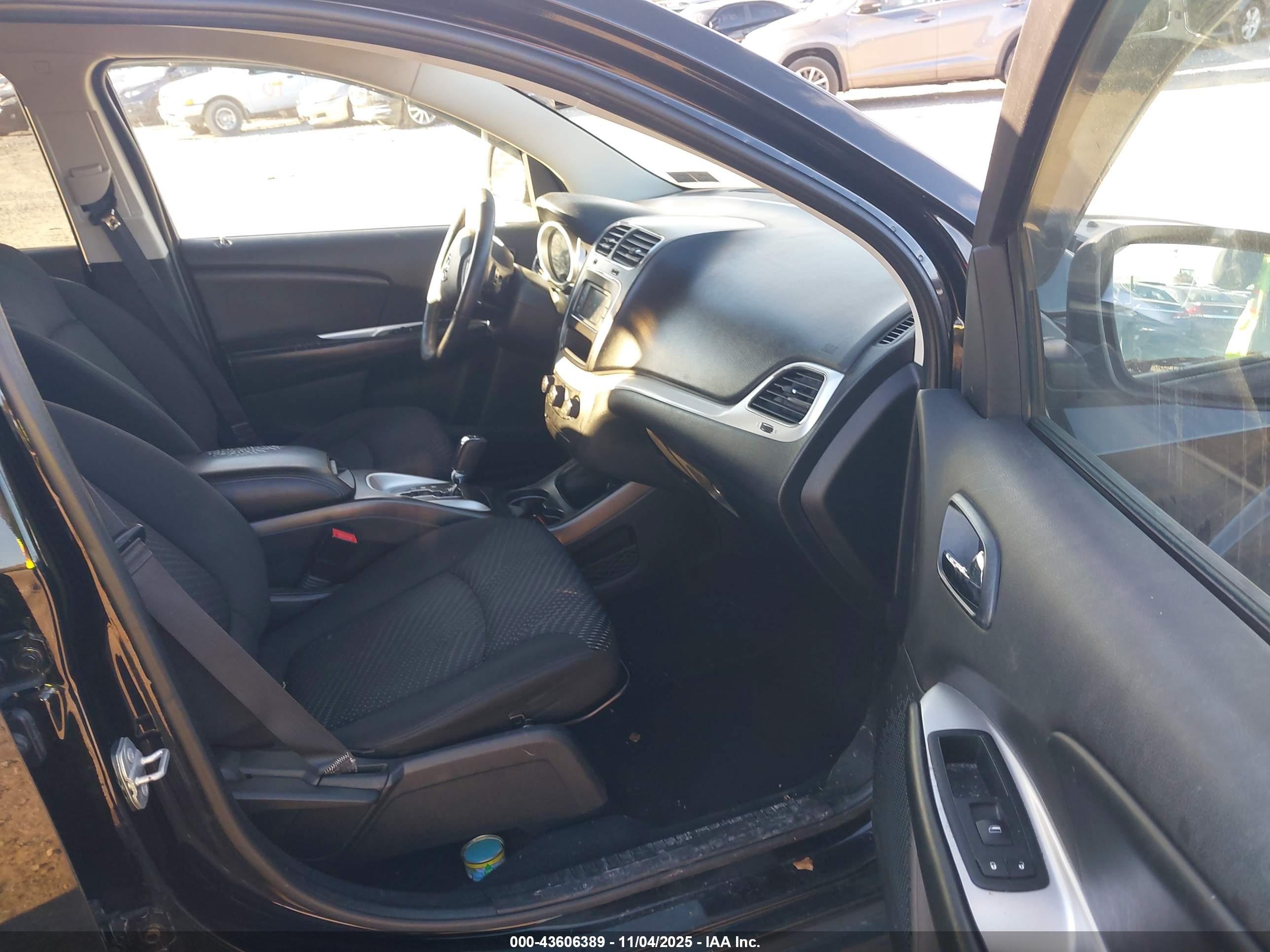 DODGE JOURNEY image 5