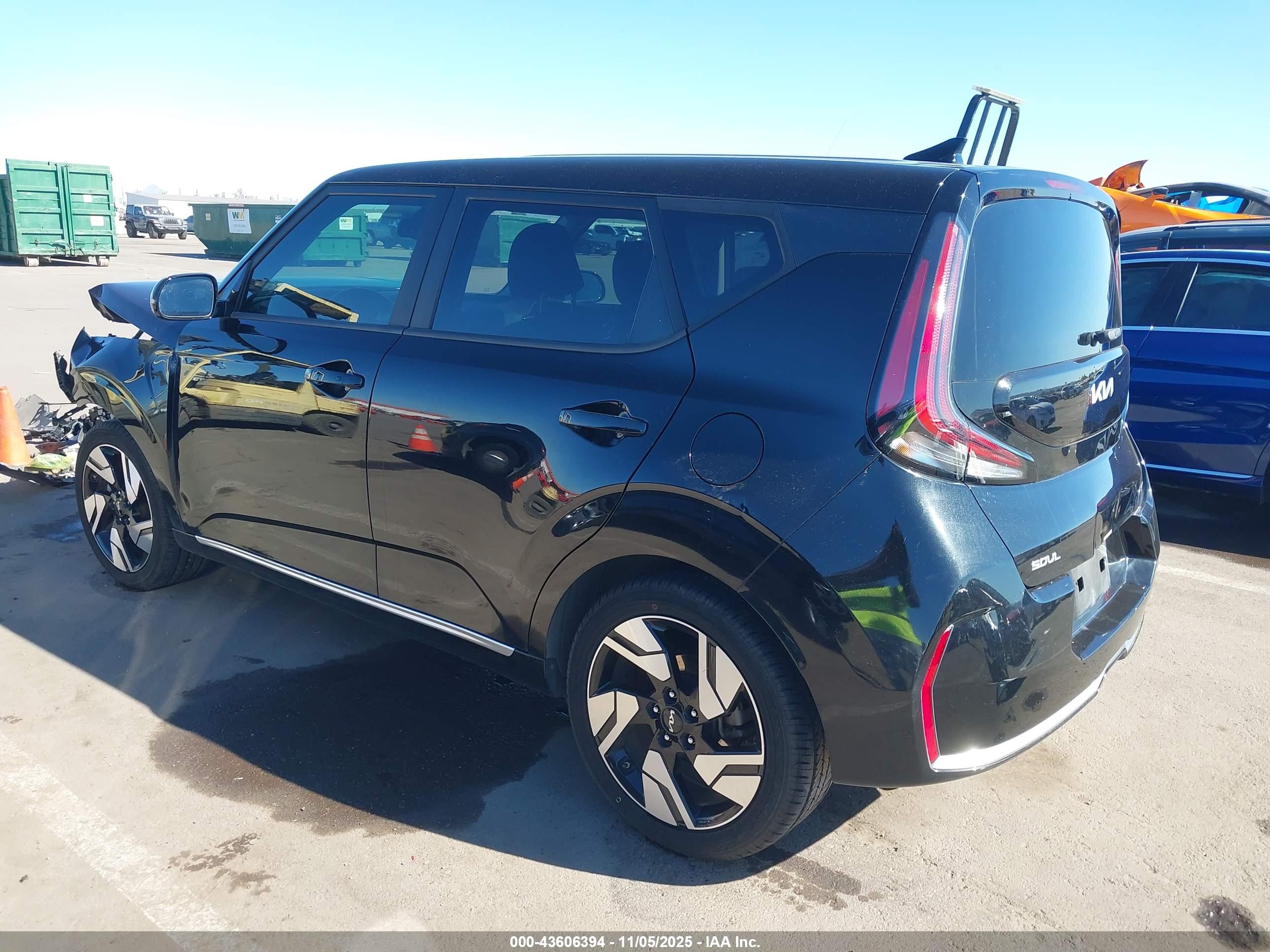 KIA SOUL image 3